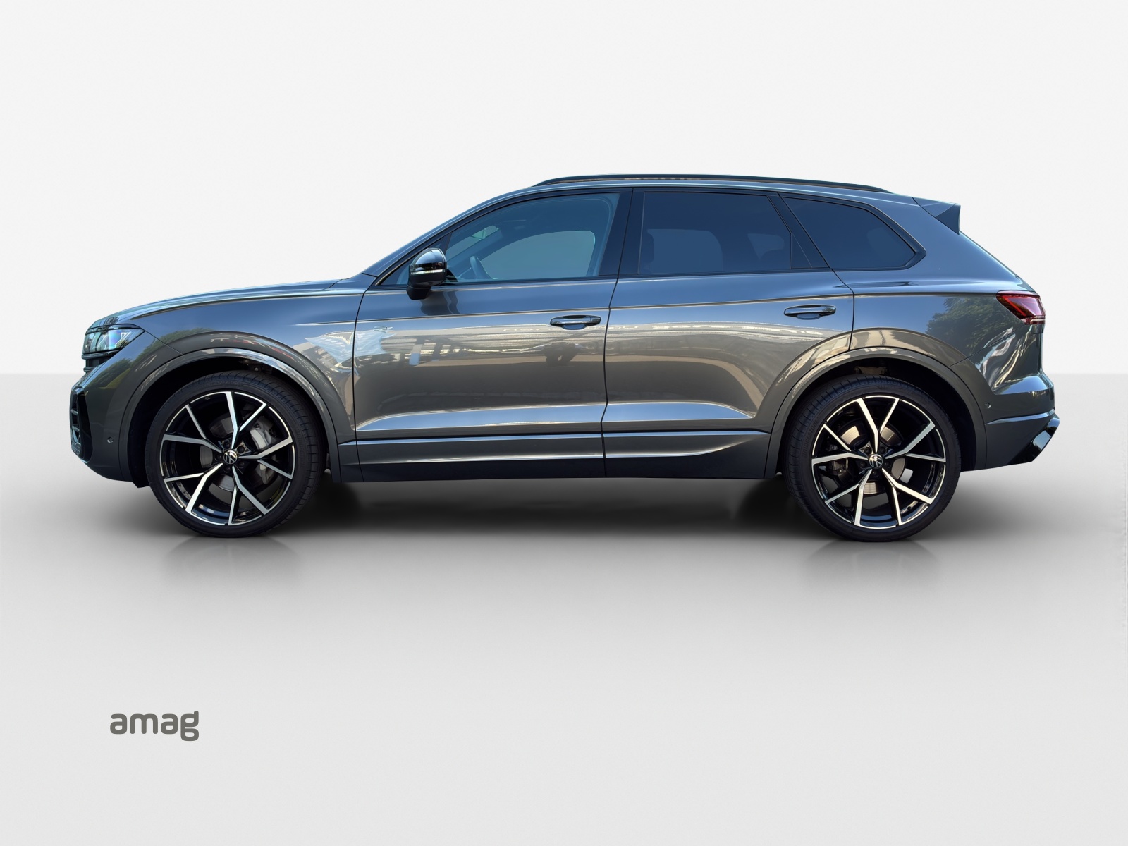 VW Touareg 3.0 TDI R-Line Tiptronic-showroom-element-1