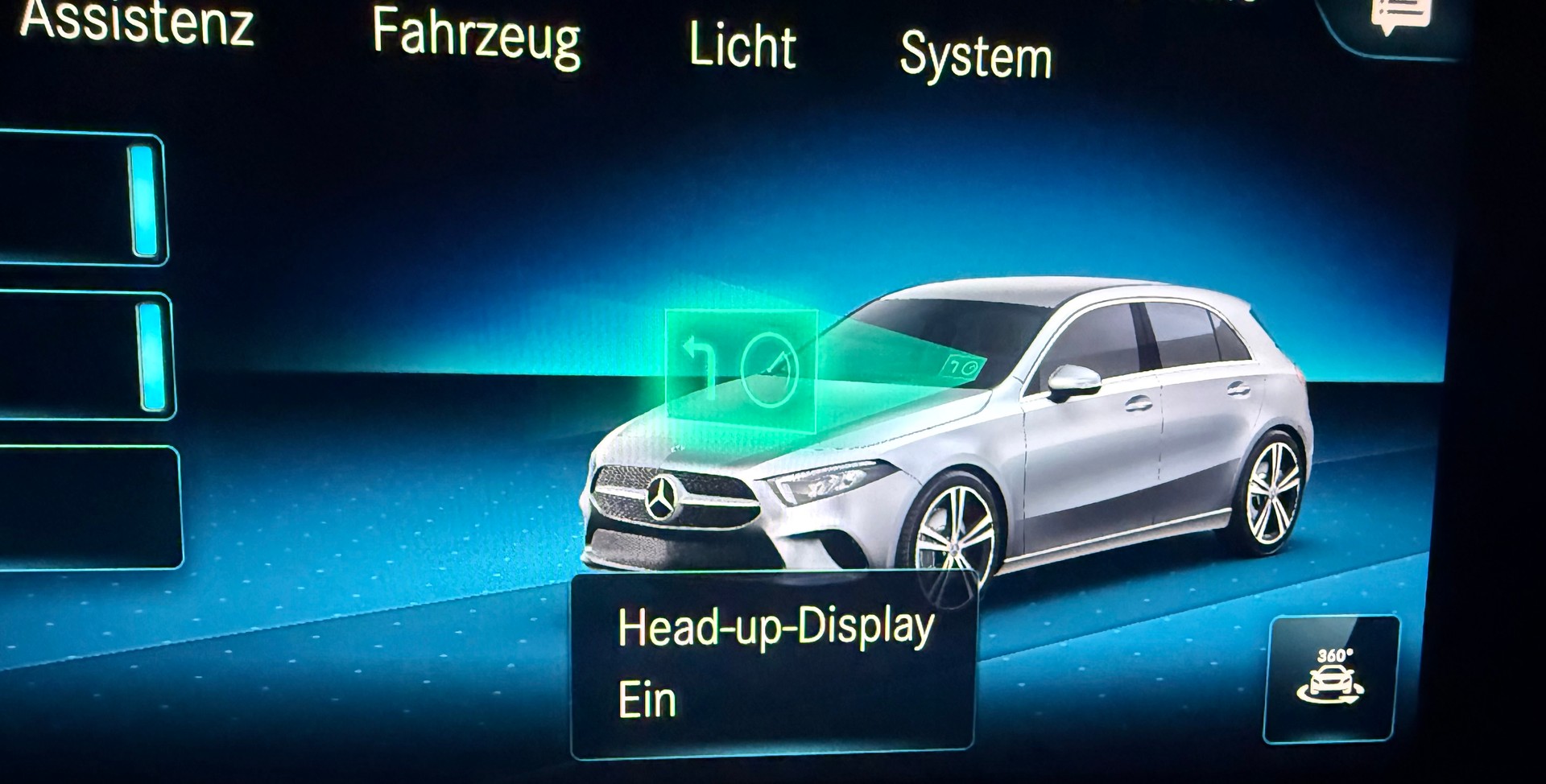 MERCEDES-BENZ A 250 AMG Line 4Matic 7G-DCT-image-15
