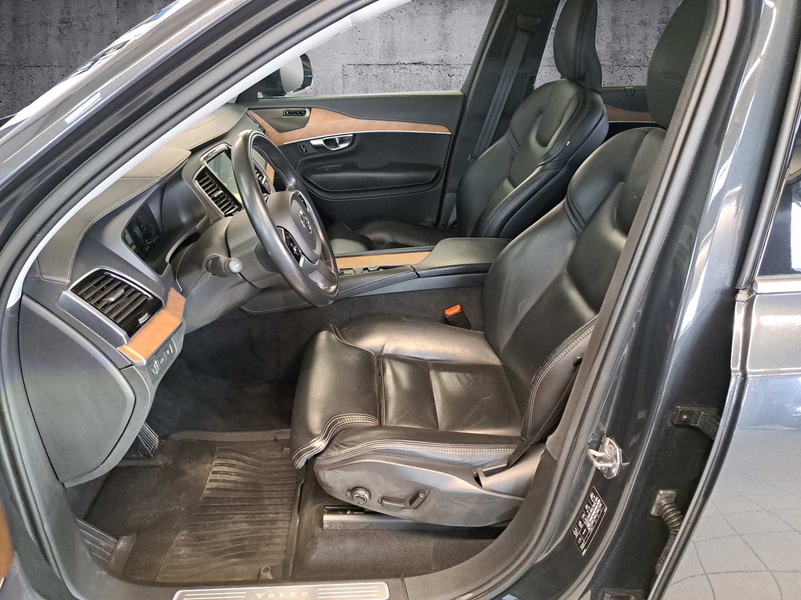 VOLVO XC90 2.0 T8 TE Inscription 7P.-image-9