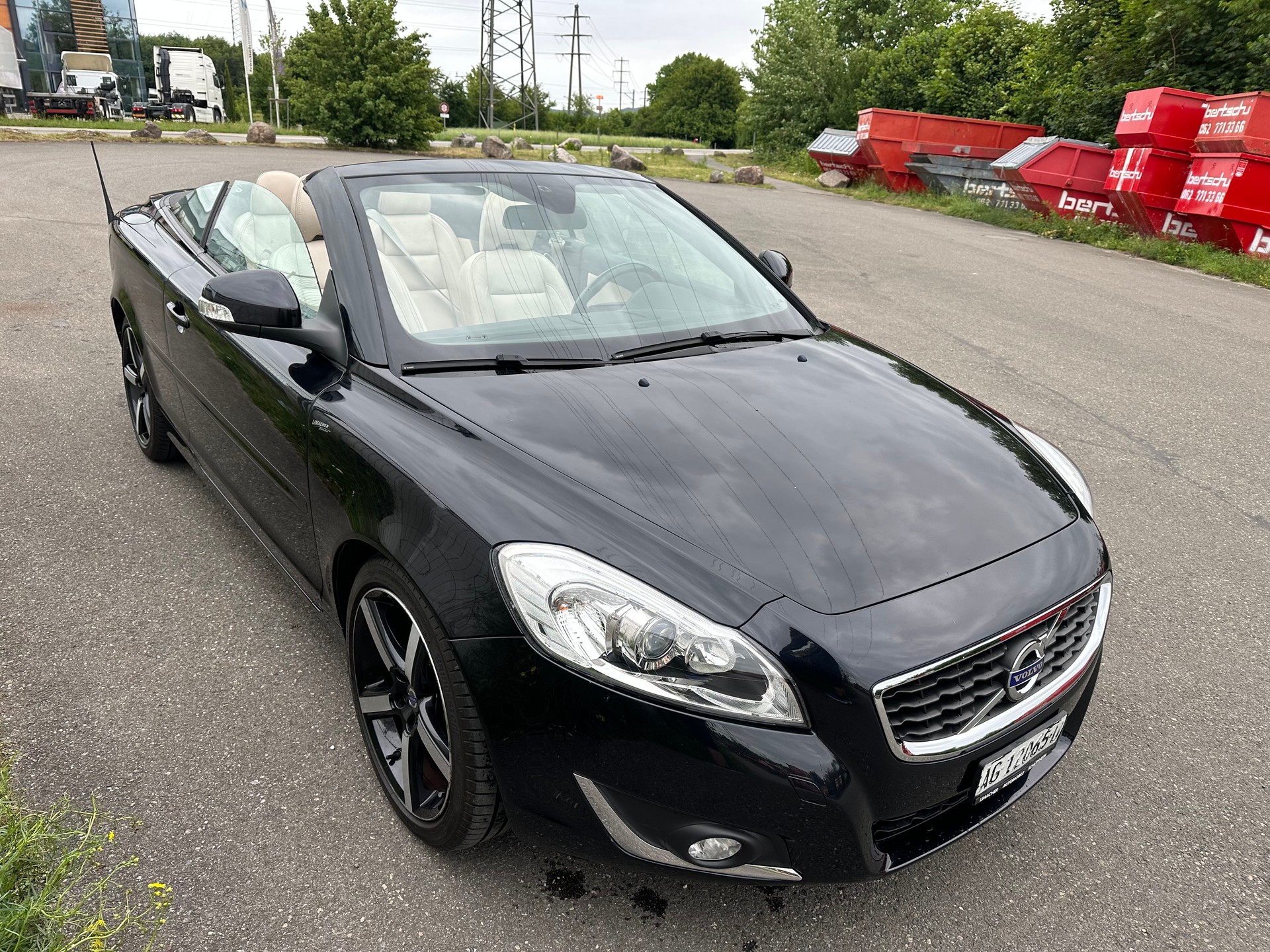 VOLVO C70 2 Liter Diesel Aut Cabrio-image-2