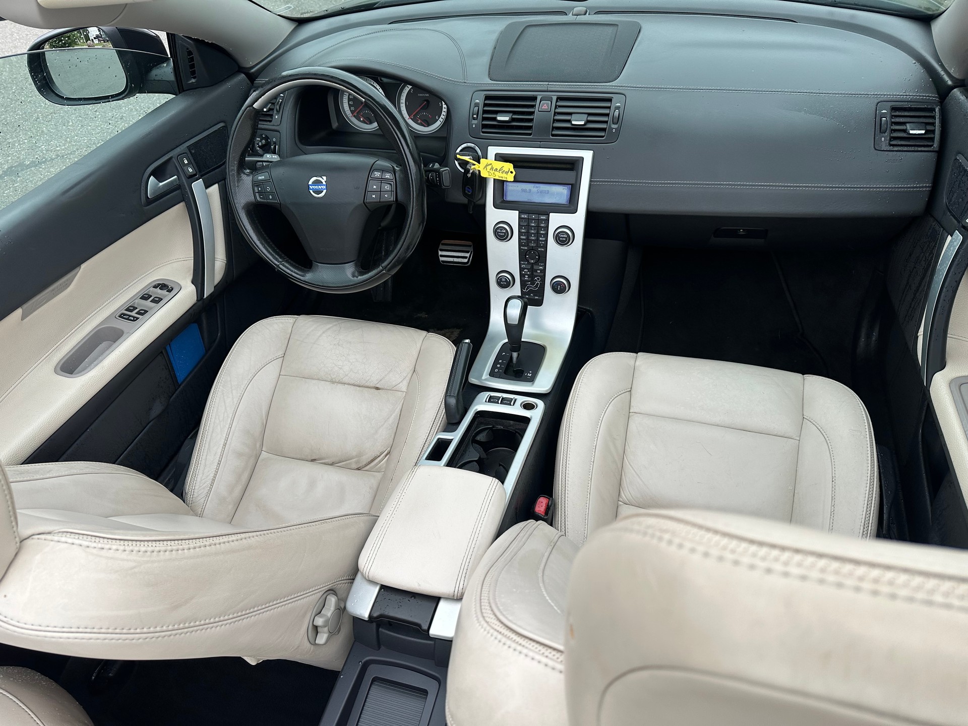 VOLVO C70 2 Liter Diesel Aut Cabrio-image-5