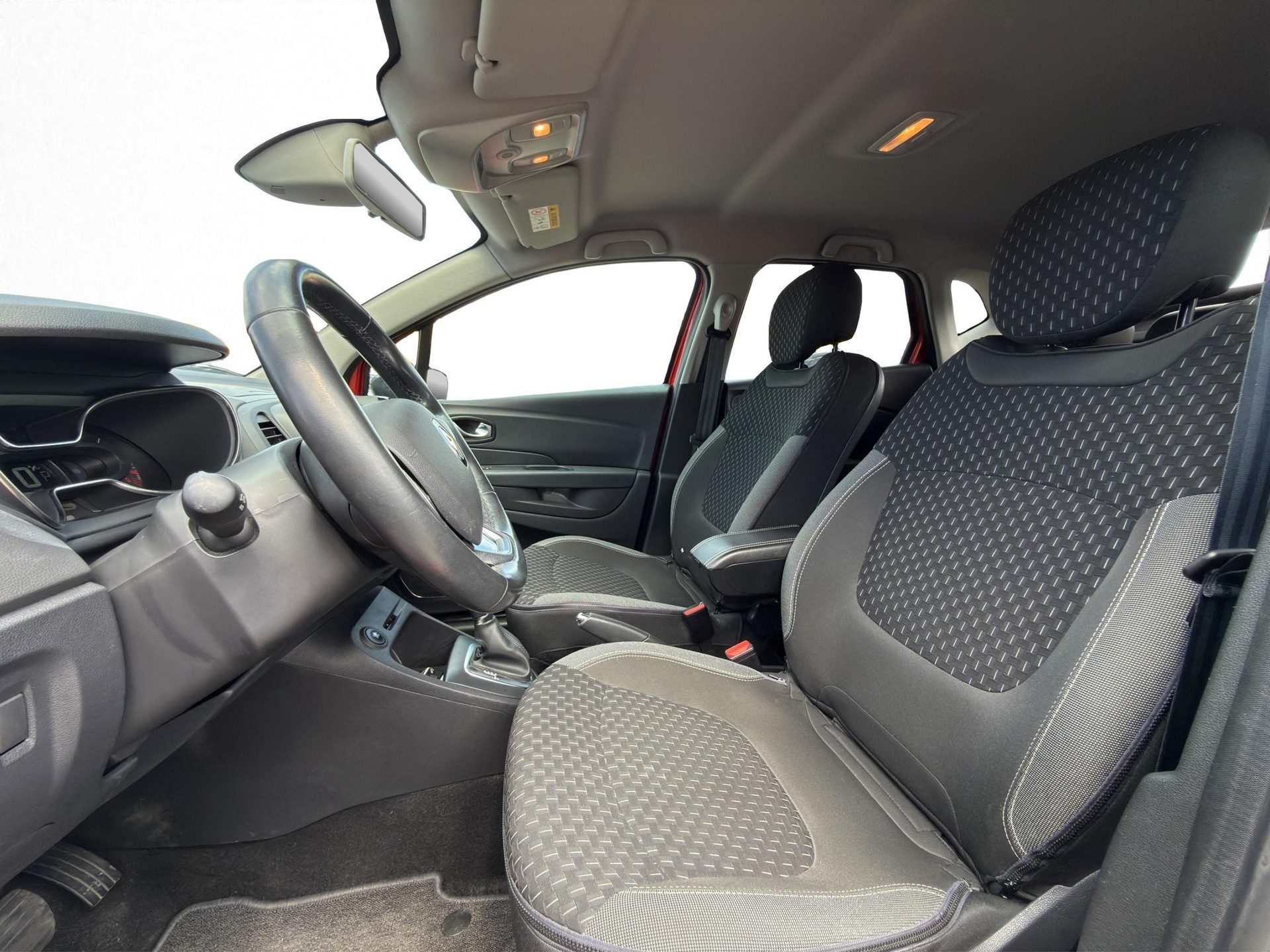 RENAULT Captur 1.3 TCe Intens EDC S/S PF-image-13