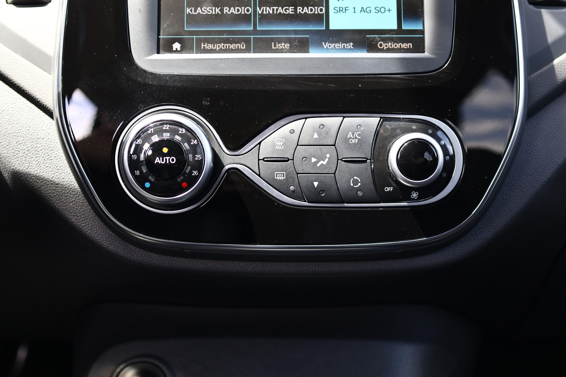 RENAULT Captur 1.3 TCe Intens EDC S/S PF-image-18
