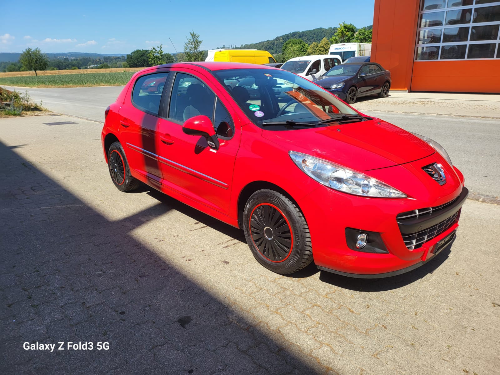 PEUGEOT 207 1.4 16V Millesim 200-showroom-element-1