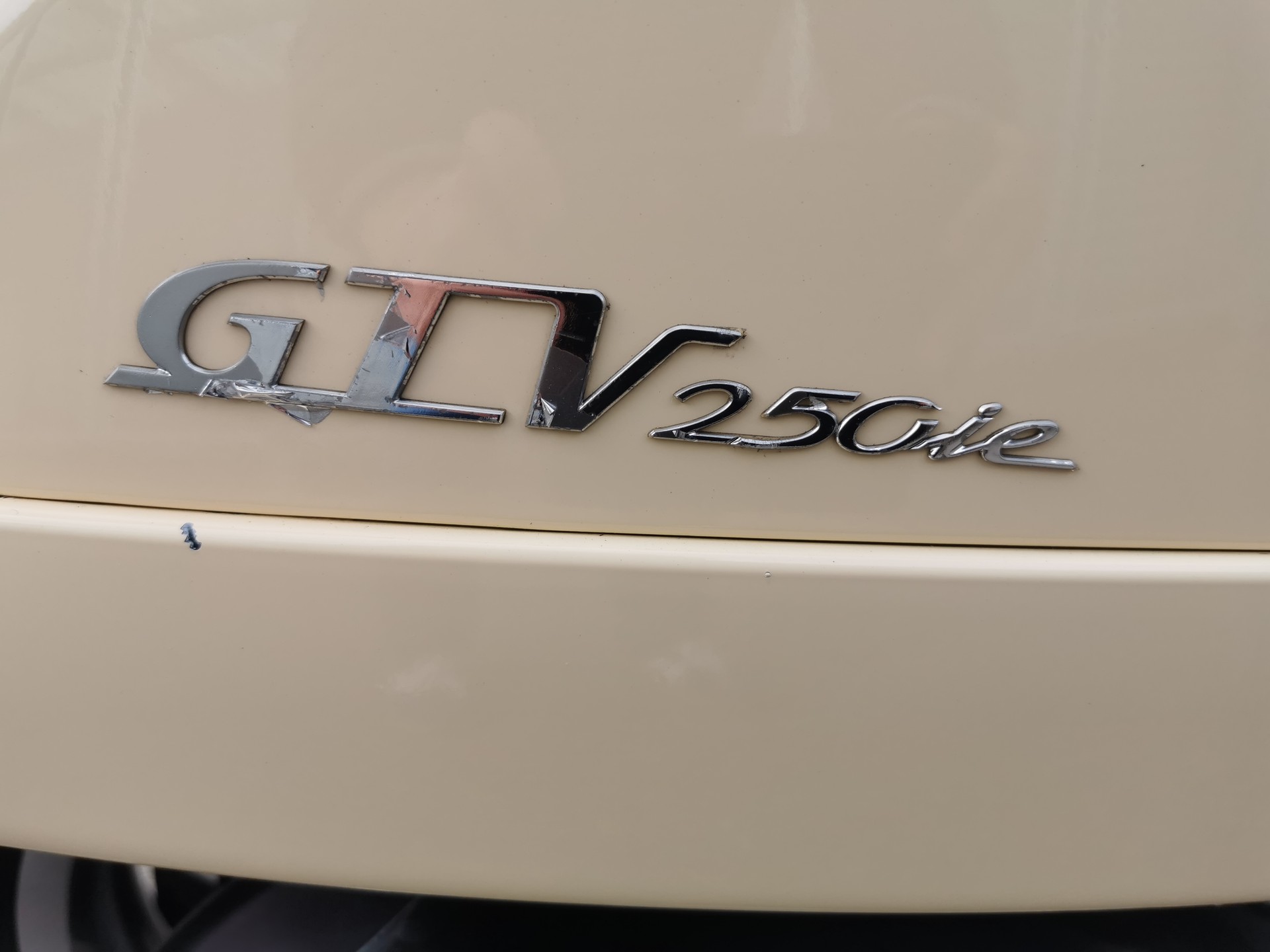PIAGGIO Vespa GTV 250 i.e.-image-1