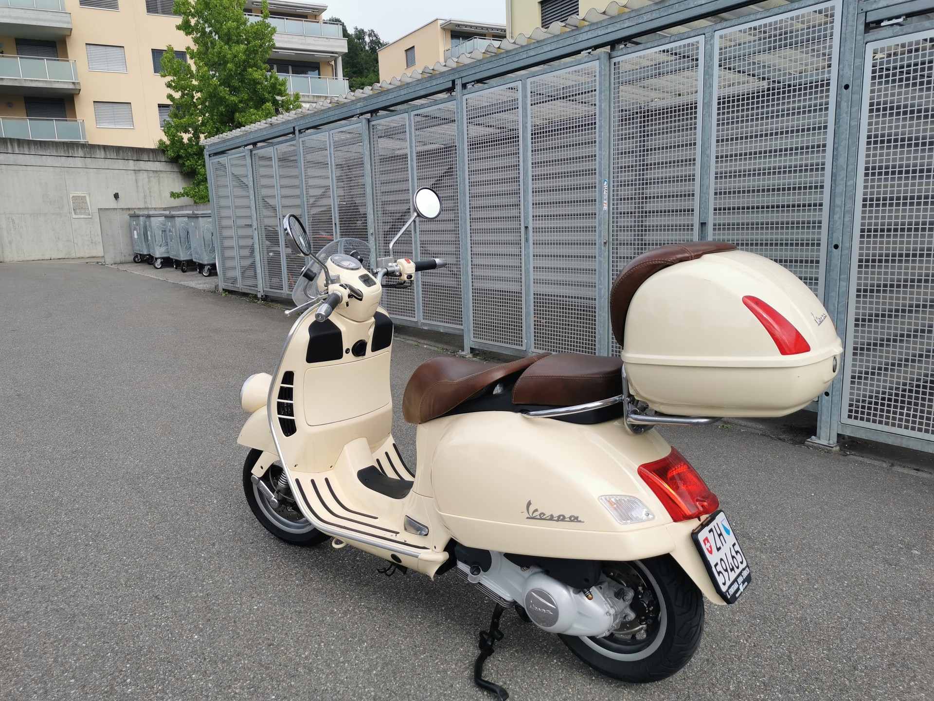 PIAGGIO Vespa GTV 250 i.e.-image-0