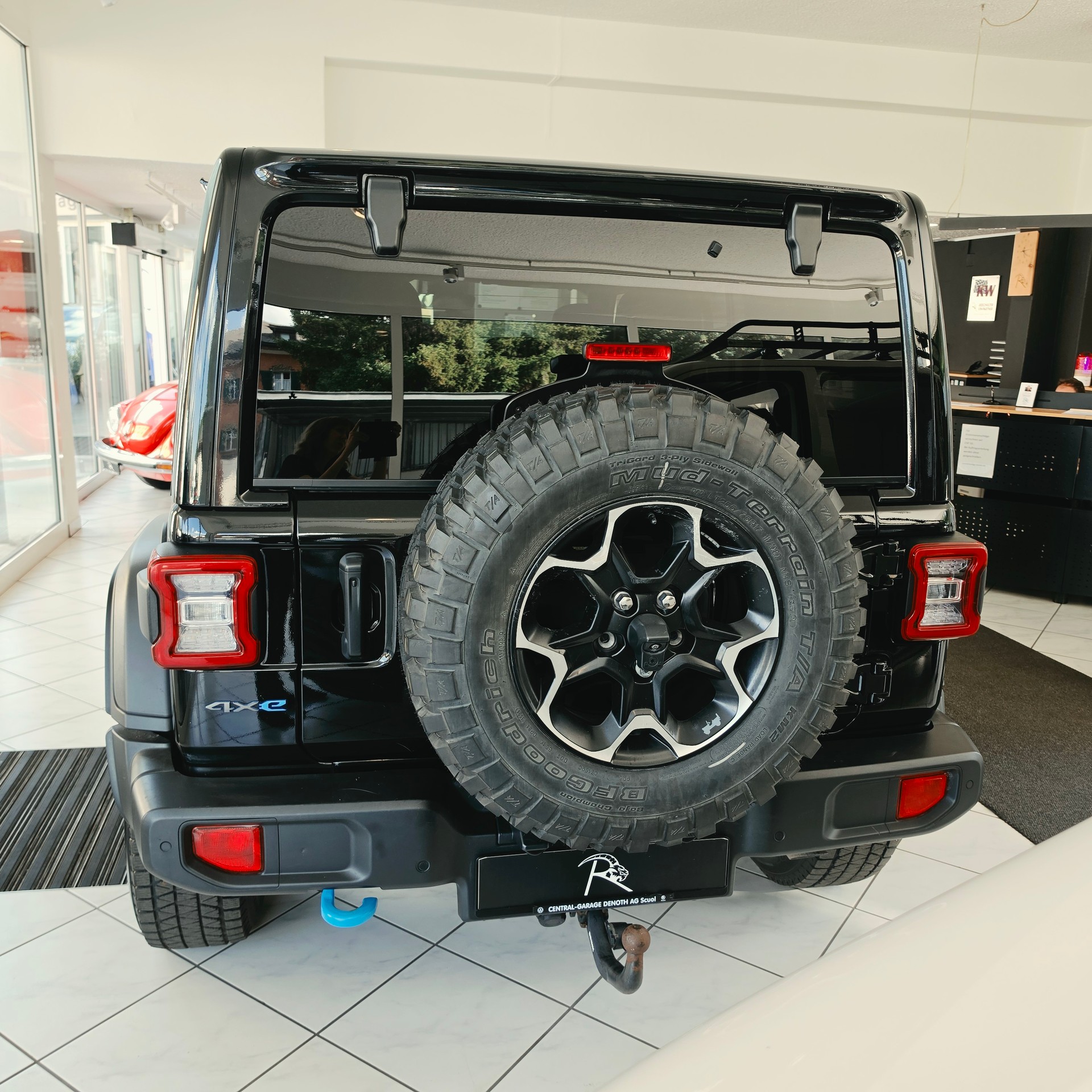 JEEP Wrangler 2.0 PHEV Unlimited Rubicon DT Automatic-showroom-element-2