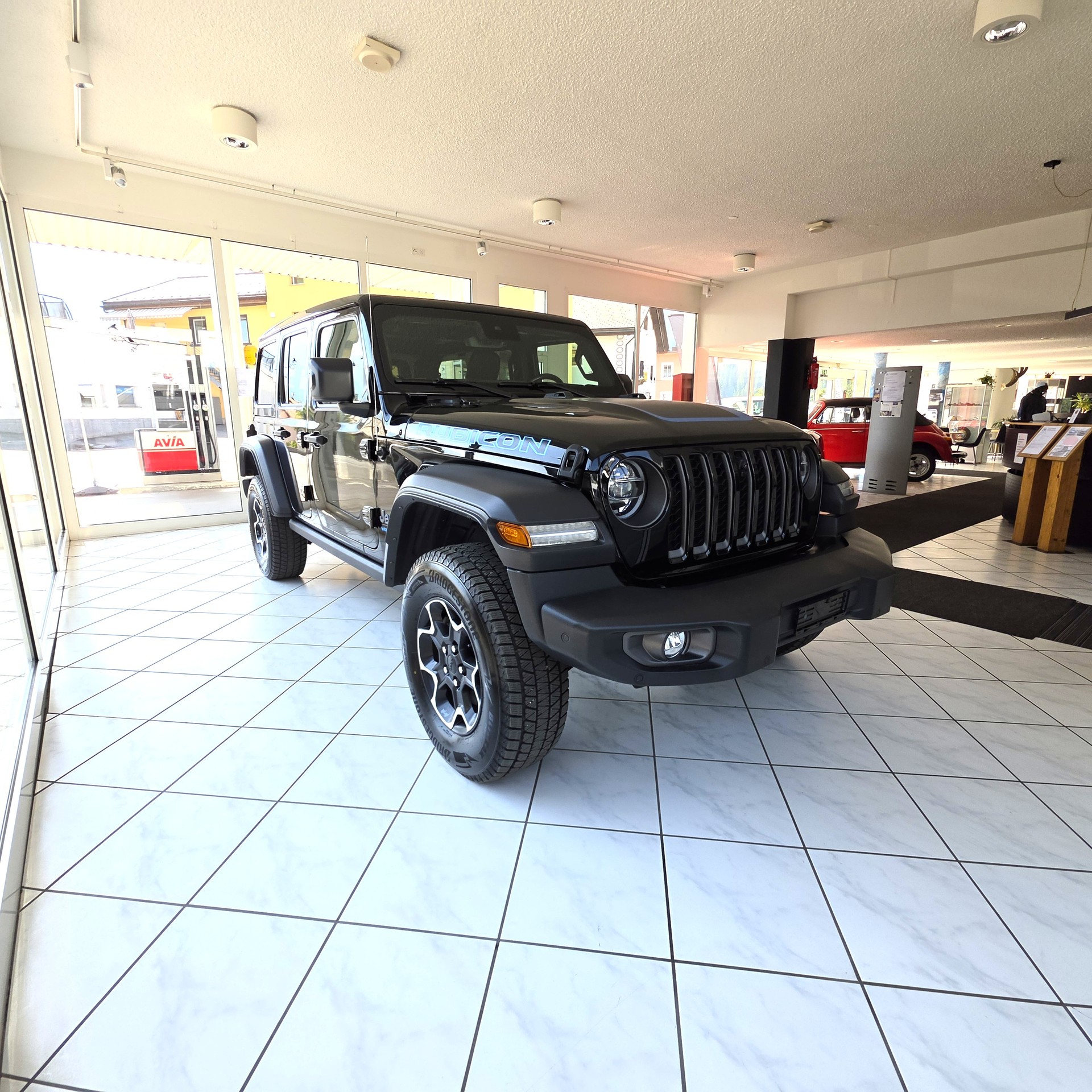 JEEP Wrangler 2.0 PHEV Unlimited Rubicon DT Automatic-showroom-element-2