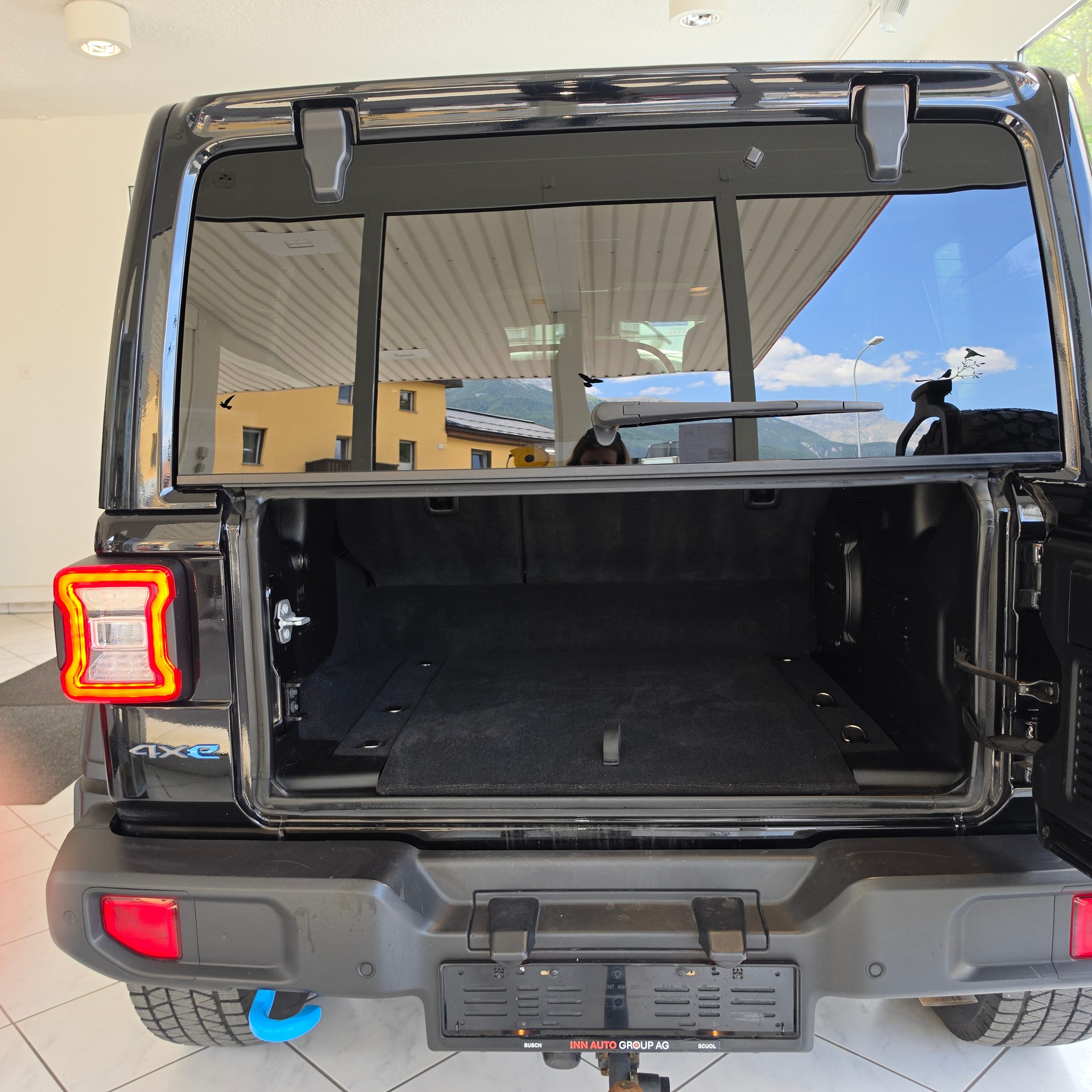 JEEP Wrangler 2.0 PHEV Unlimited Rubicon DT Automatic-image-23