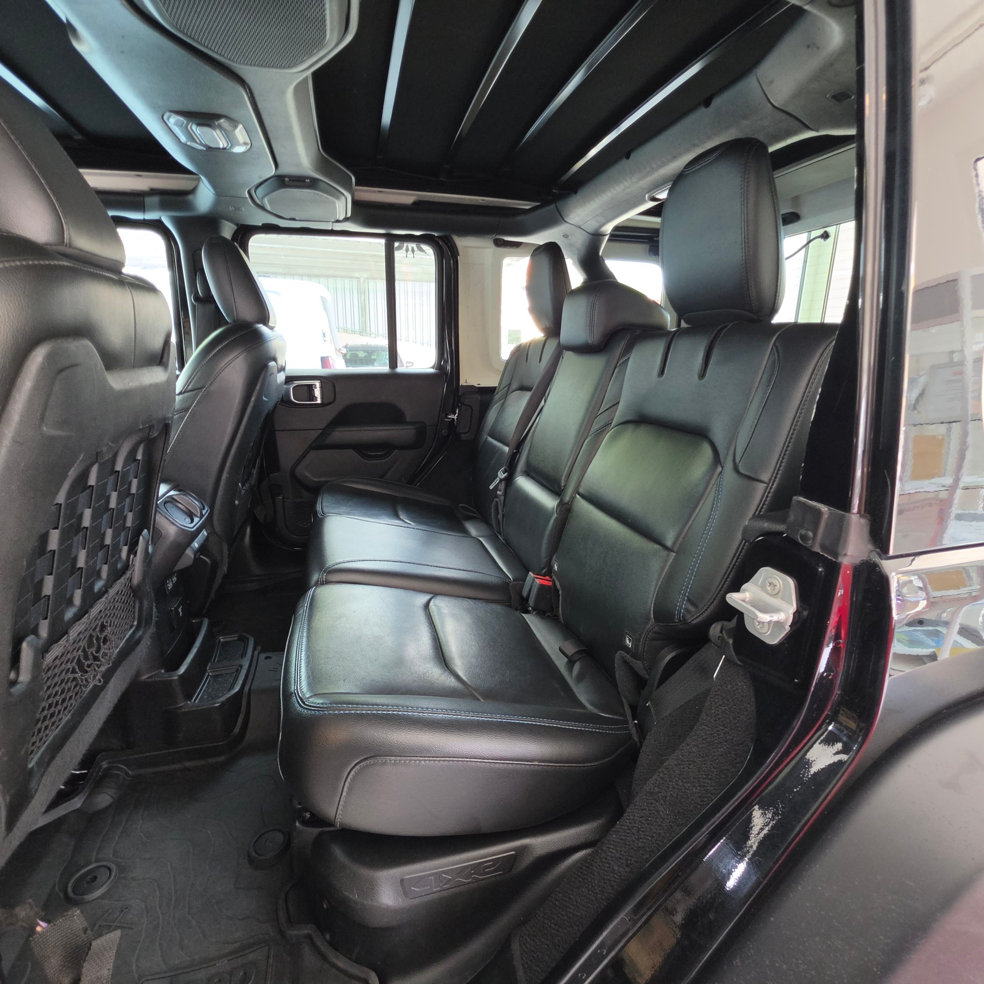 JEEP Wrangler 2.0 PHEV Unlimited Rubicon DT Automatic-image-22
