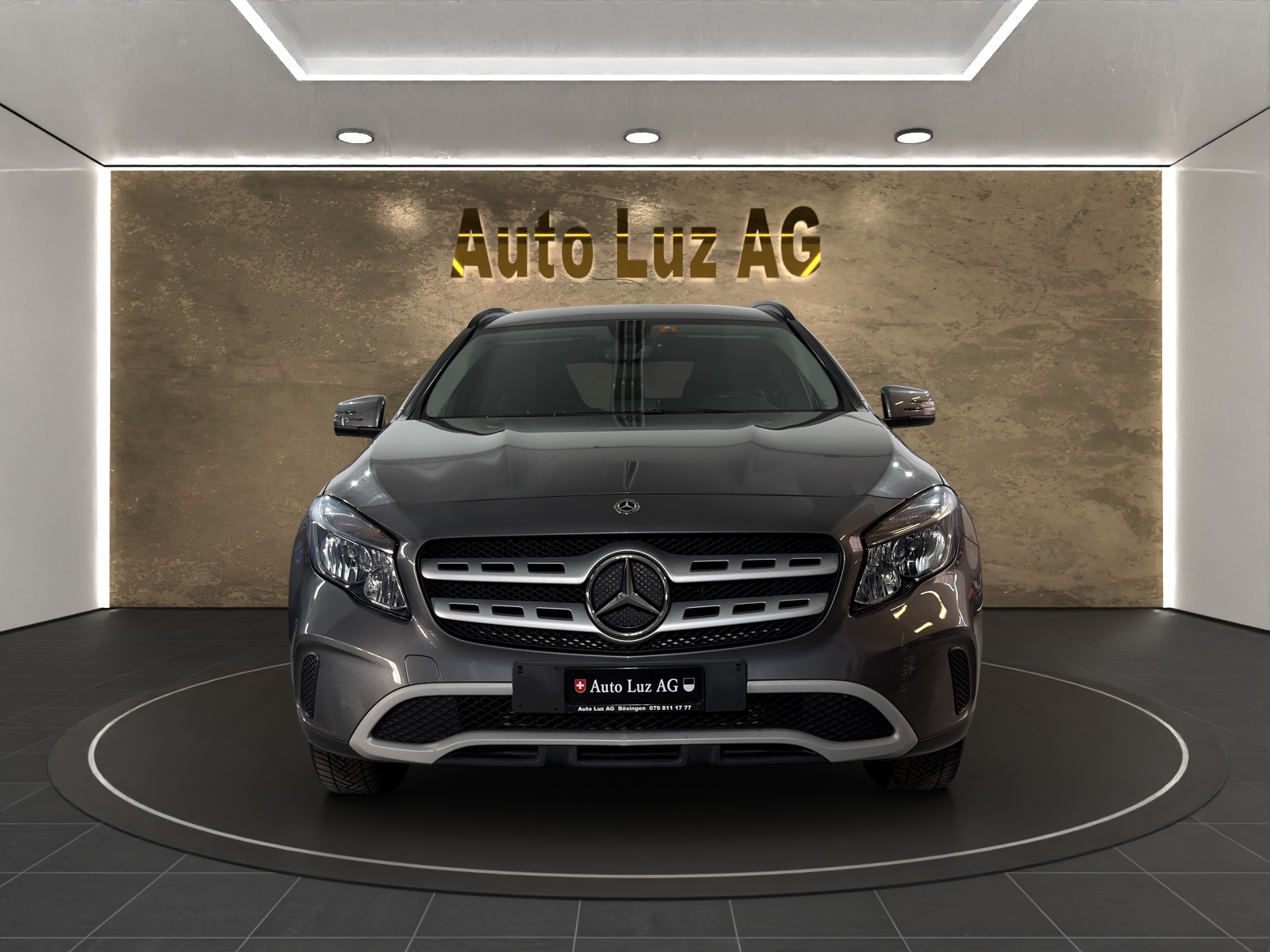 MERCEDES-BENZ GLA 180 d 7G-DCT-showroom-element-1