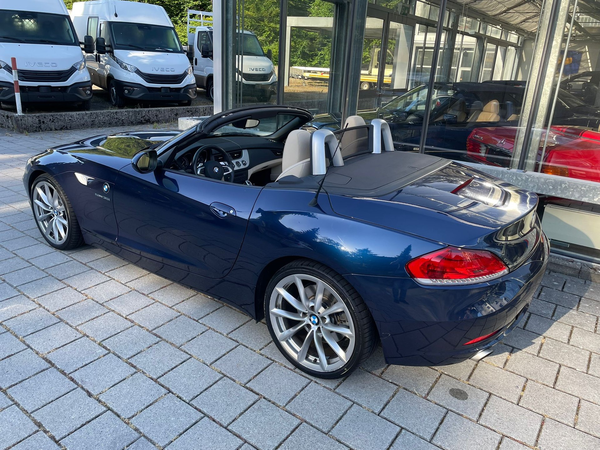 BMW Z4 sDrive35i DKG-image-4