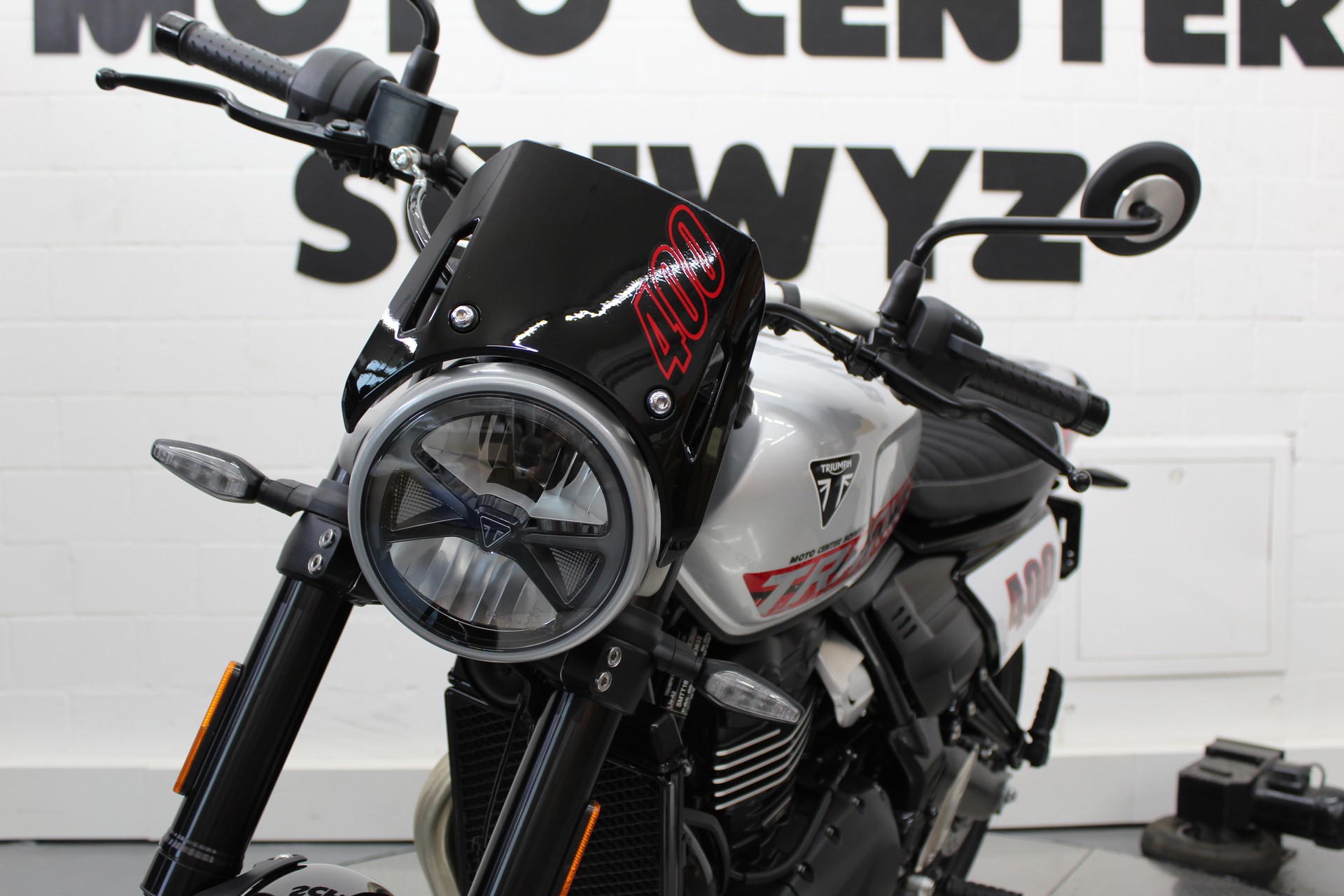 TRIUMPH Tracker 400-image-5