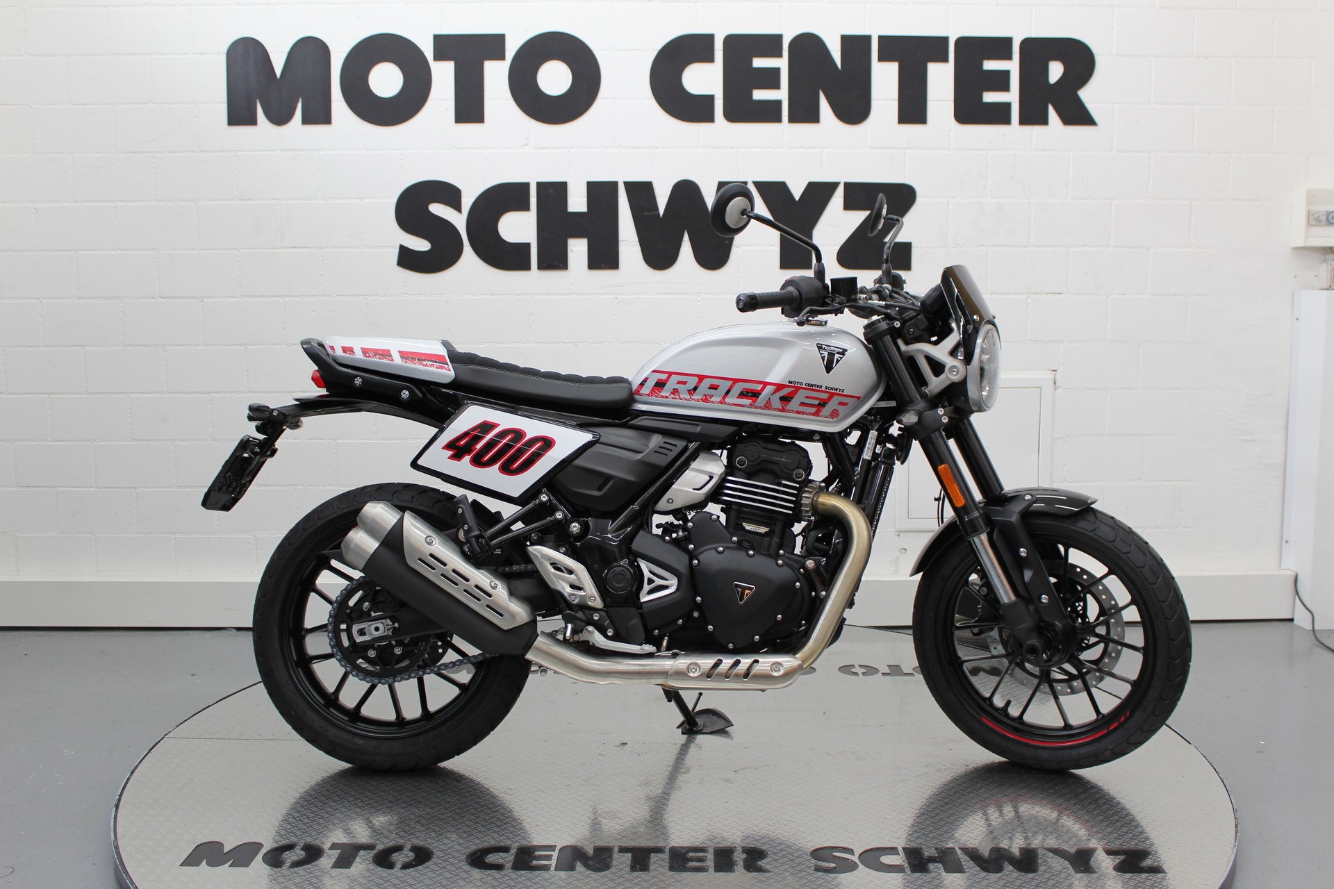 TRIUMPH Tracker 400-image-0