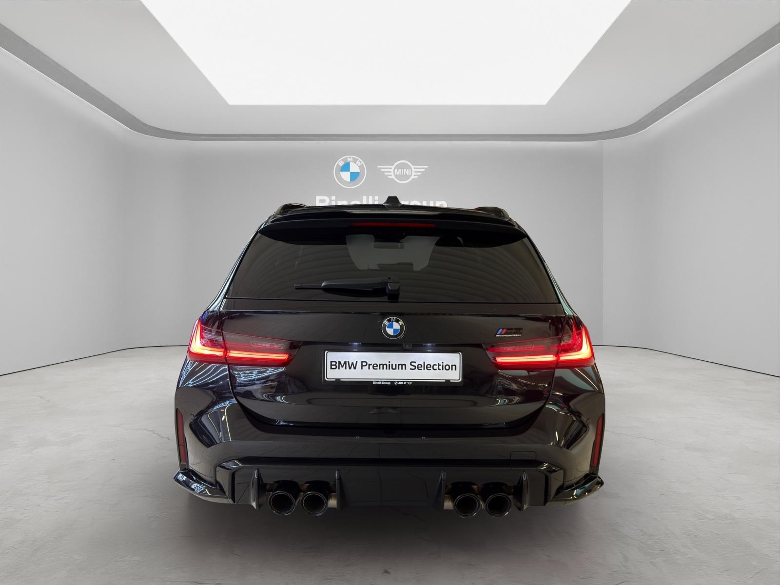 BMW M3 Competition xDrive Touring-showroom-element-3