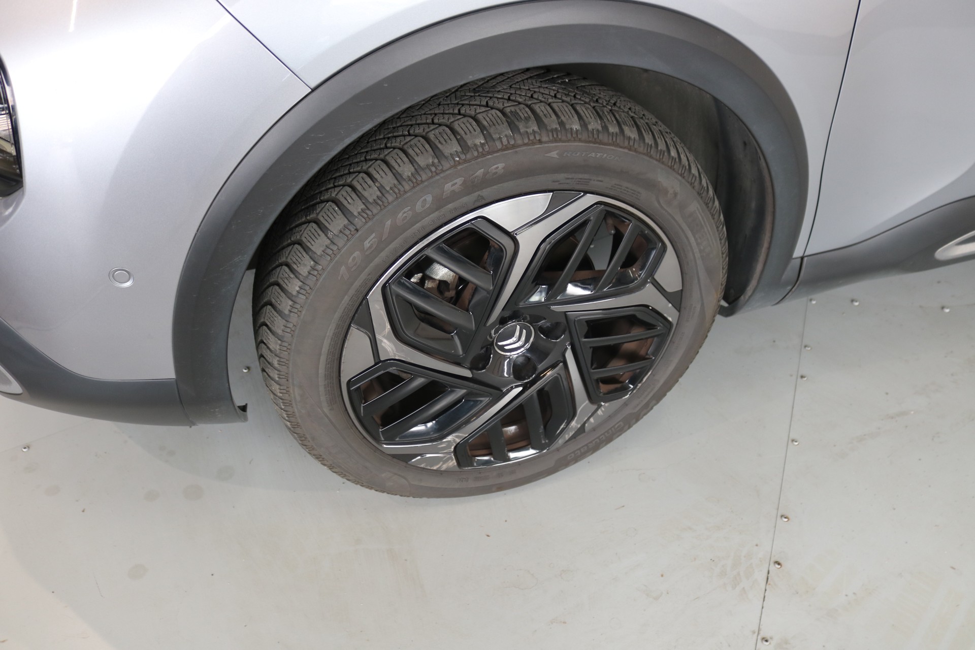 CITROEN C4 Shine EAT8-image-29
