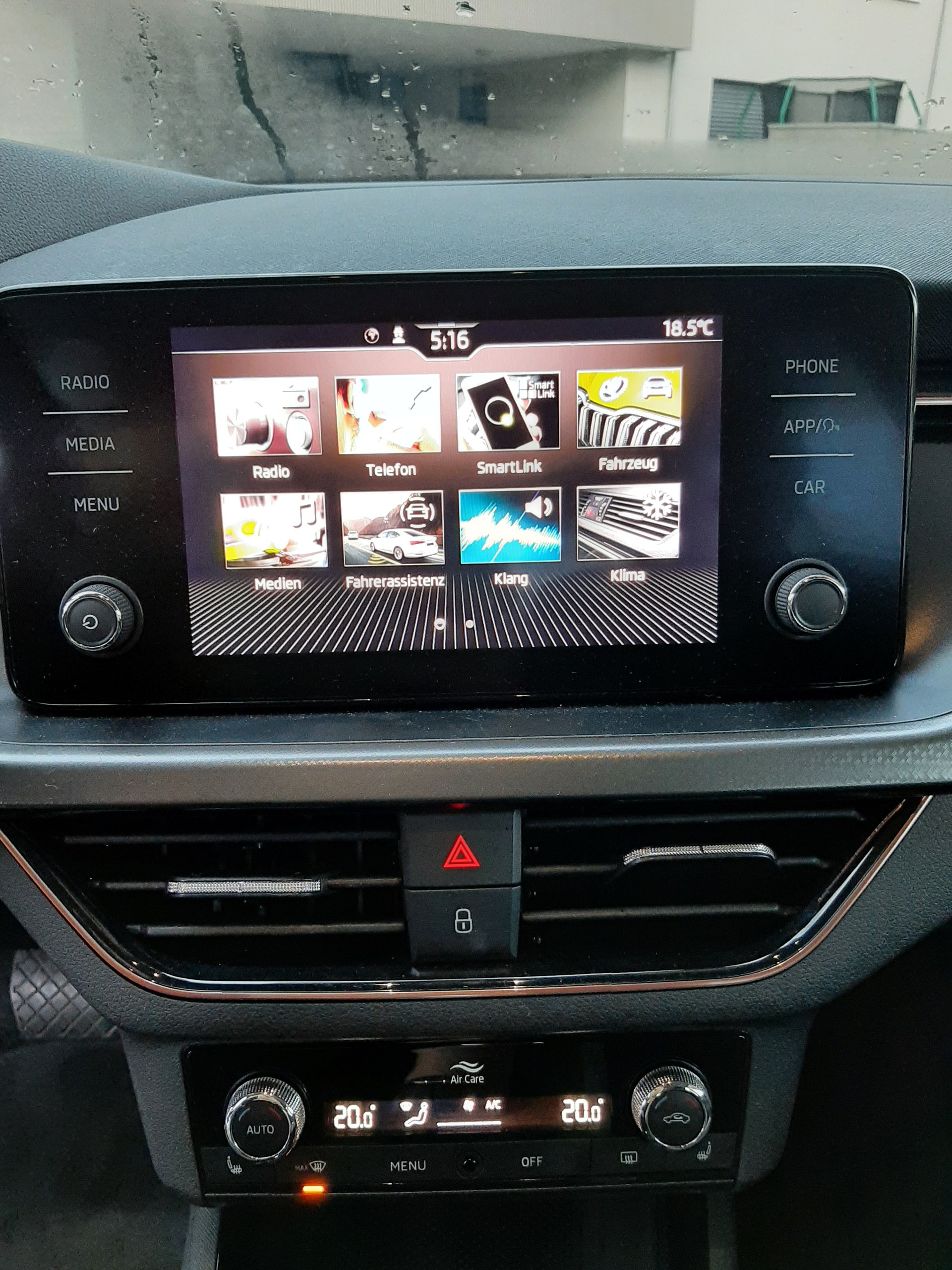 SKODA 1.0 TSI Style DSG-image-9