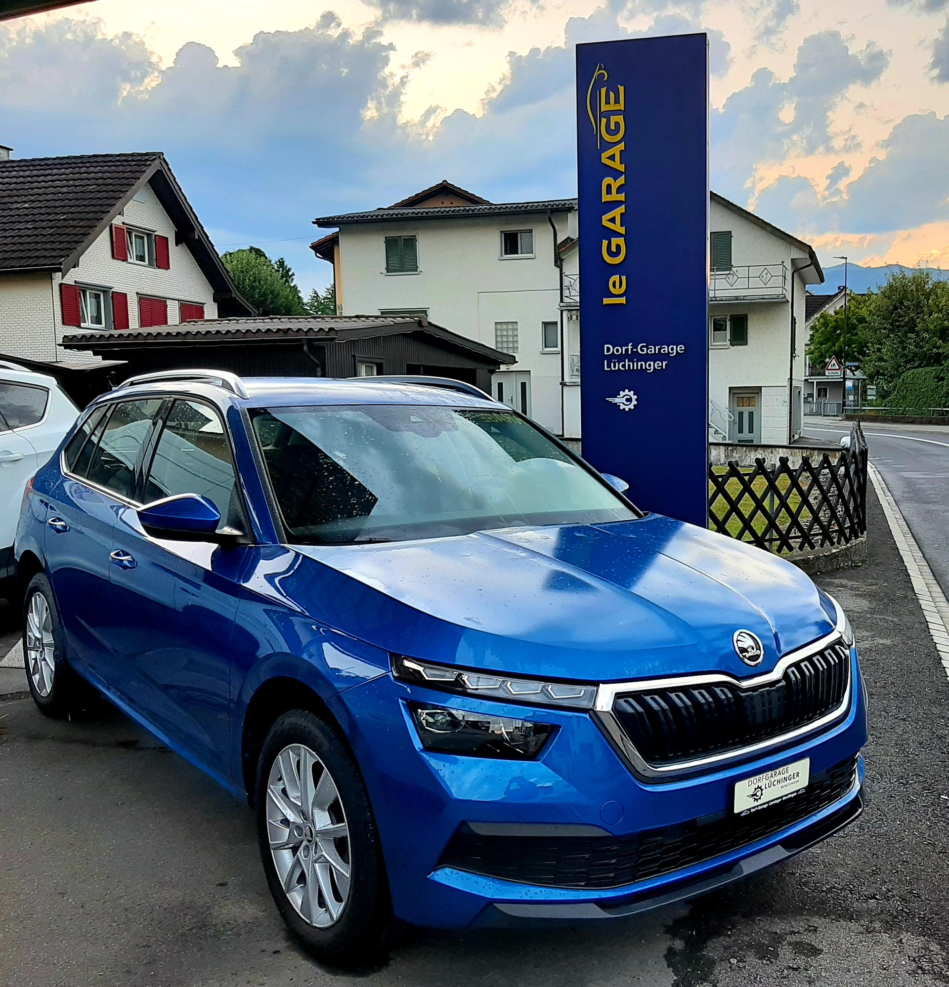 SKODA 1.0 TSI Style DSG-image-2