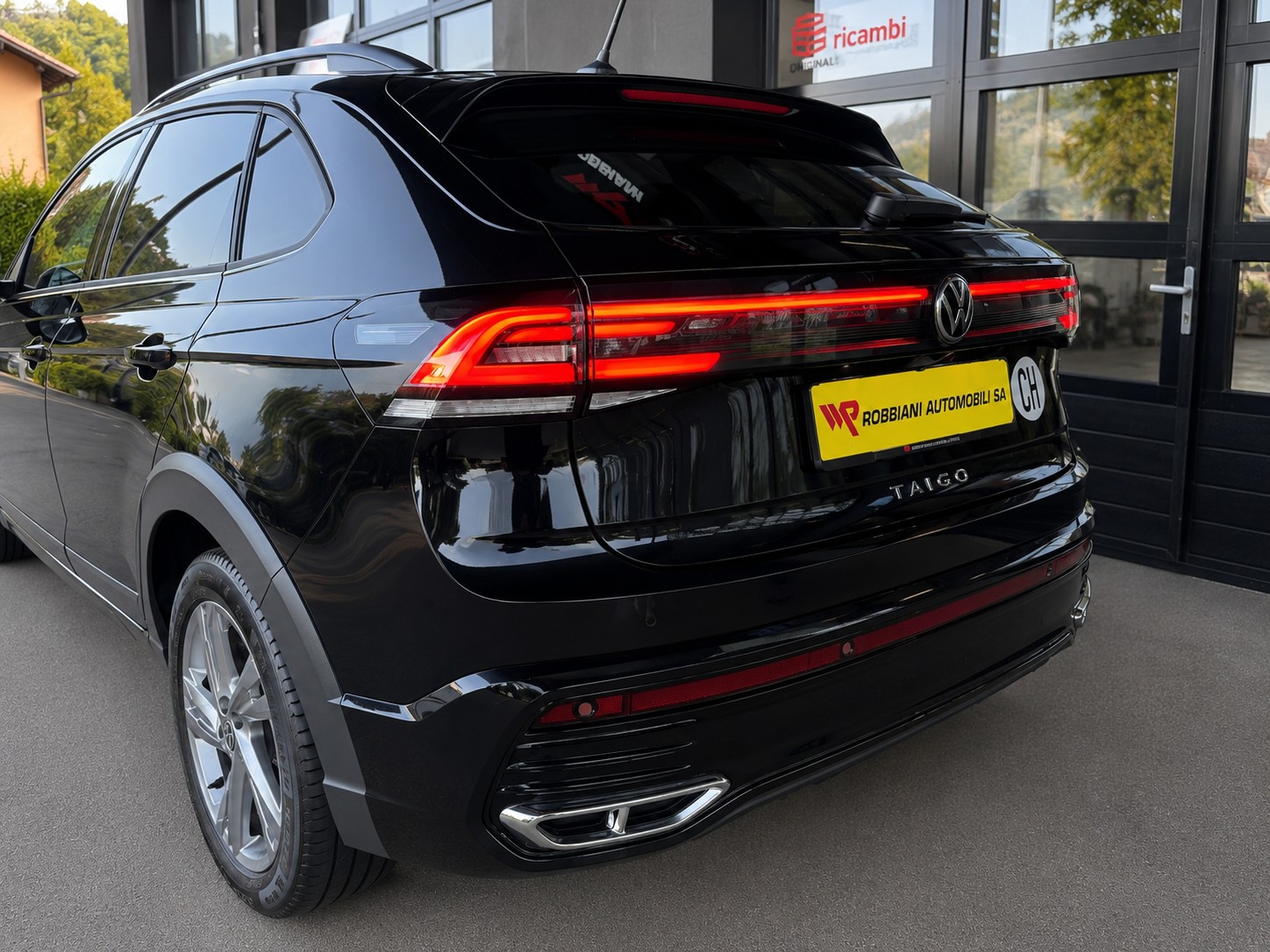 VW Taigo 1.0 TSI R-Line DSG-showroom-element-3