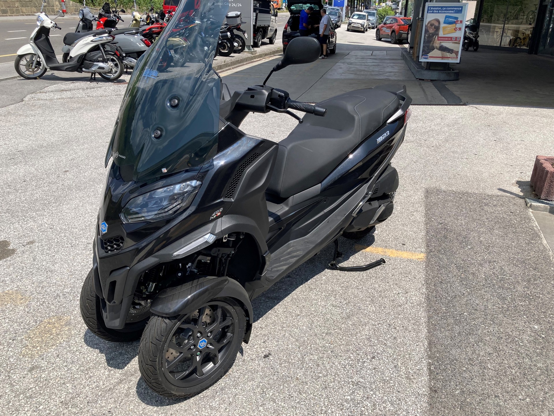 PIAGGIO MP3 400 RST-image-0