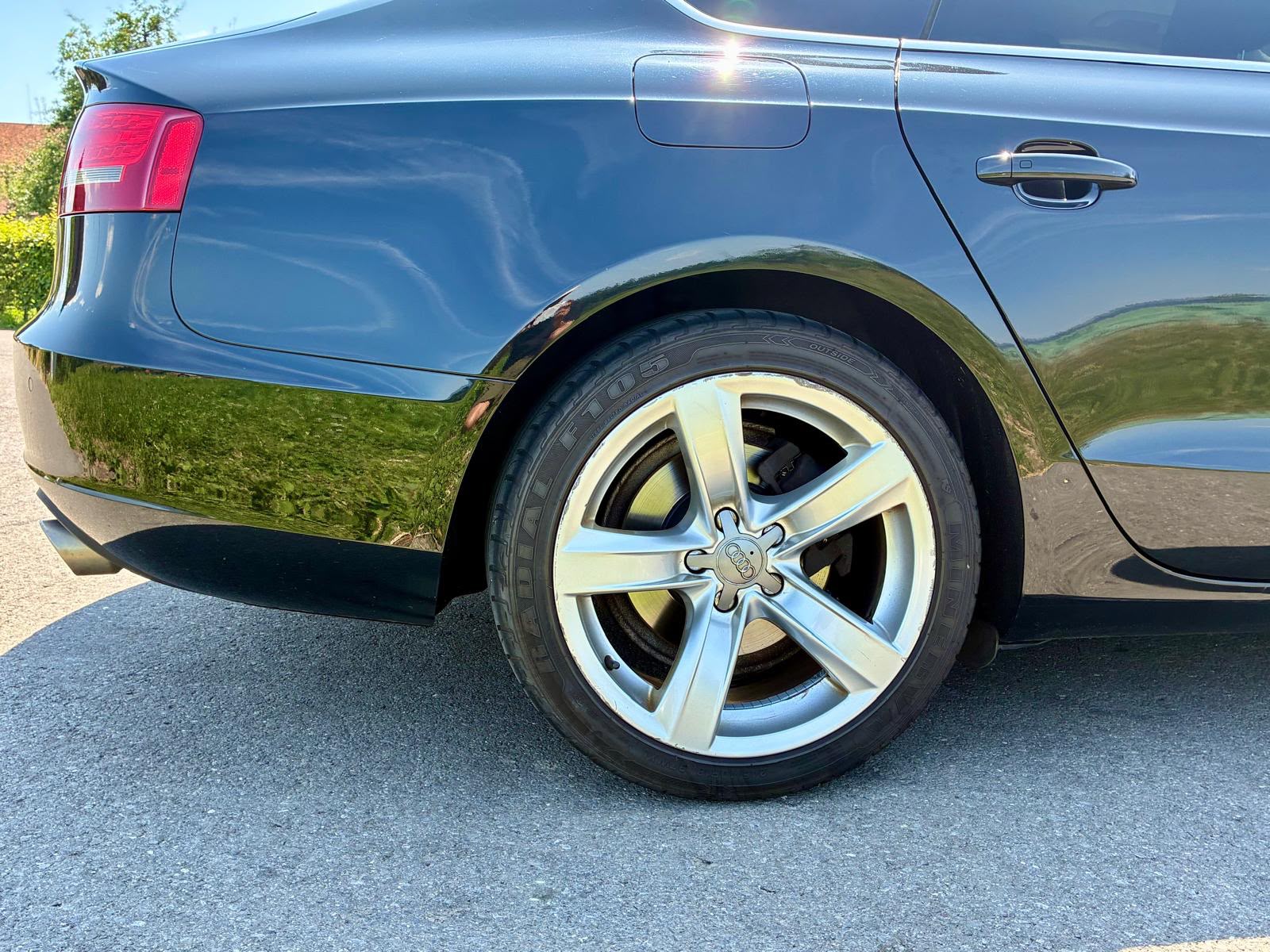 AUDI 3.0 TDI V6 245 HP QUATTRO | ORIGINAL PRICE ca 96 000 CHF-image-11