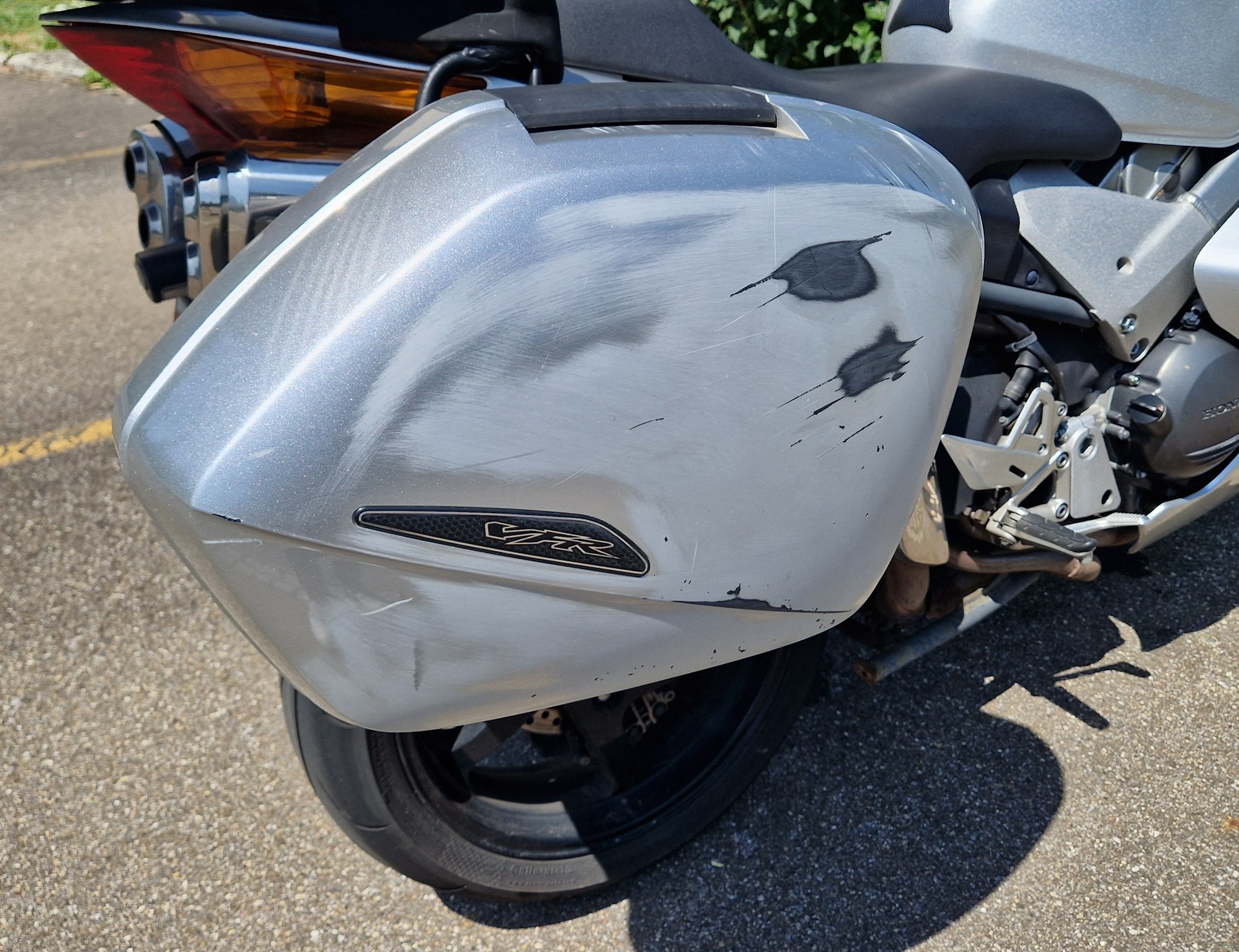 HONDA VFR 800 FI ABS-image-4