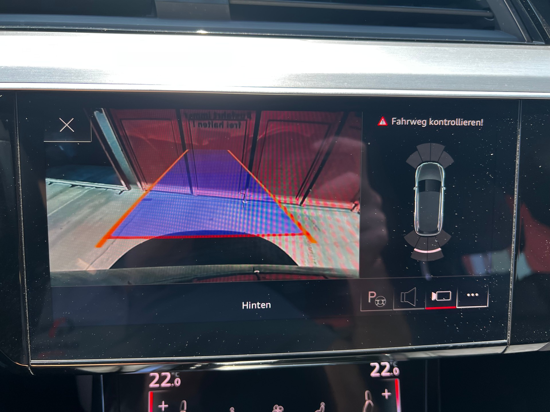 AUDI e-tron 55 quattro / SoH 97%-image-19
