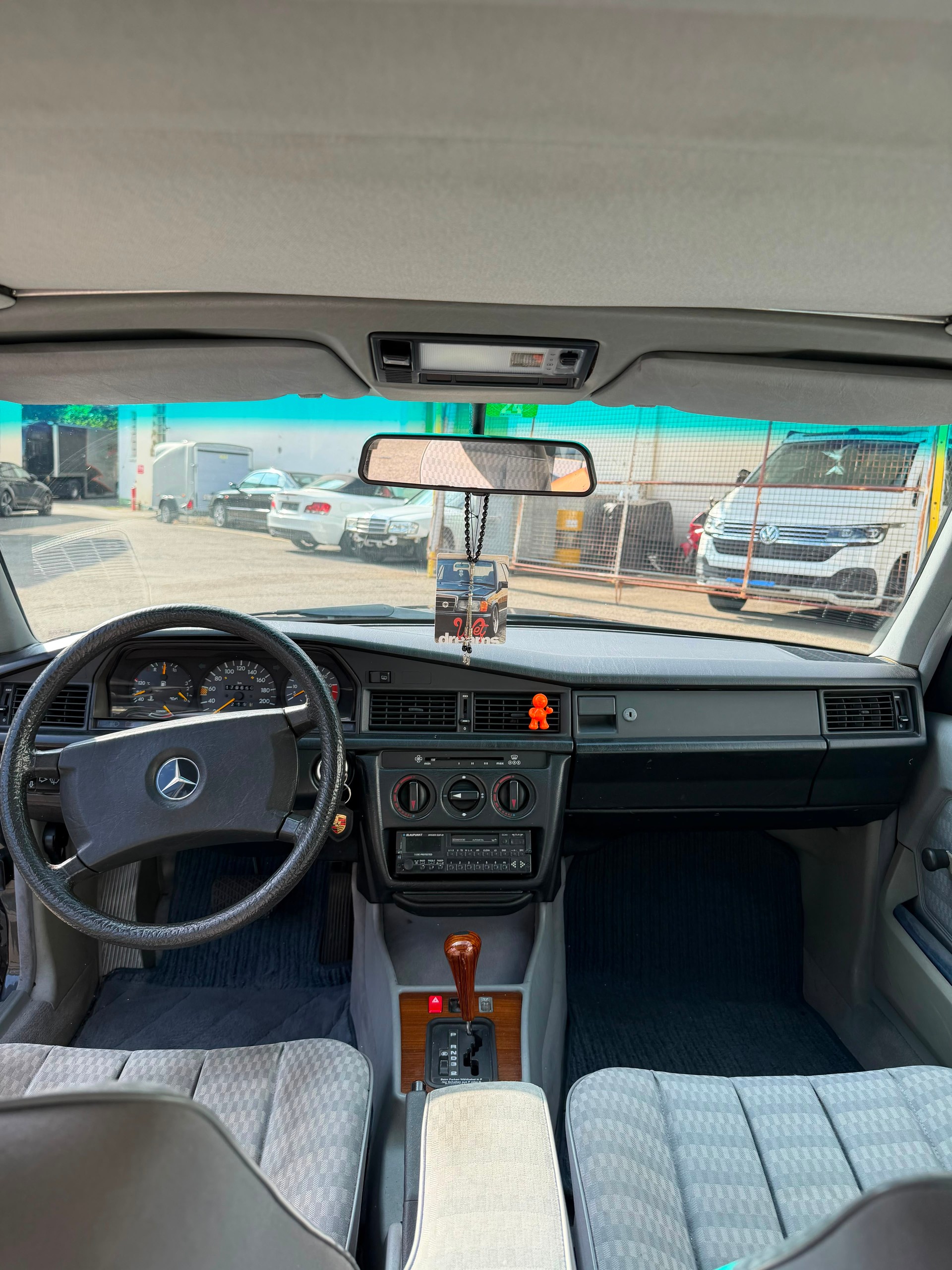 MERCEDES-BENZ 190 E 2.3-image-5