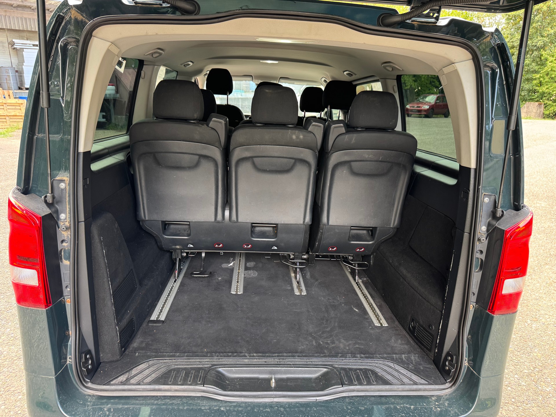 MERCEDES-BENZ Vito 111 BlueTec Tourer Base L-image-7
