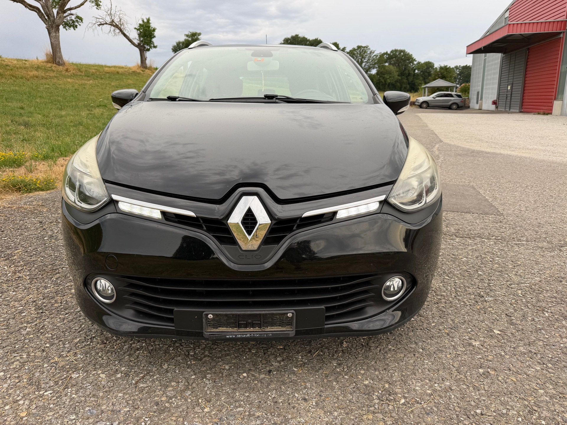 RENAULT Clio Grandtour 1.2 16V T Limited EDC