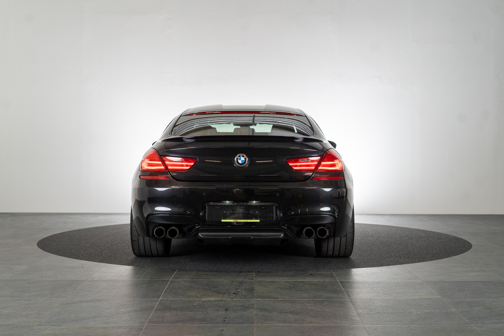 BMW M6 Gran Coupé / Rückfahrkamera / HeadUp-image-4