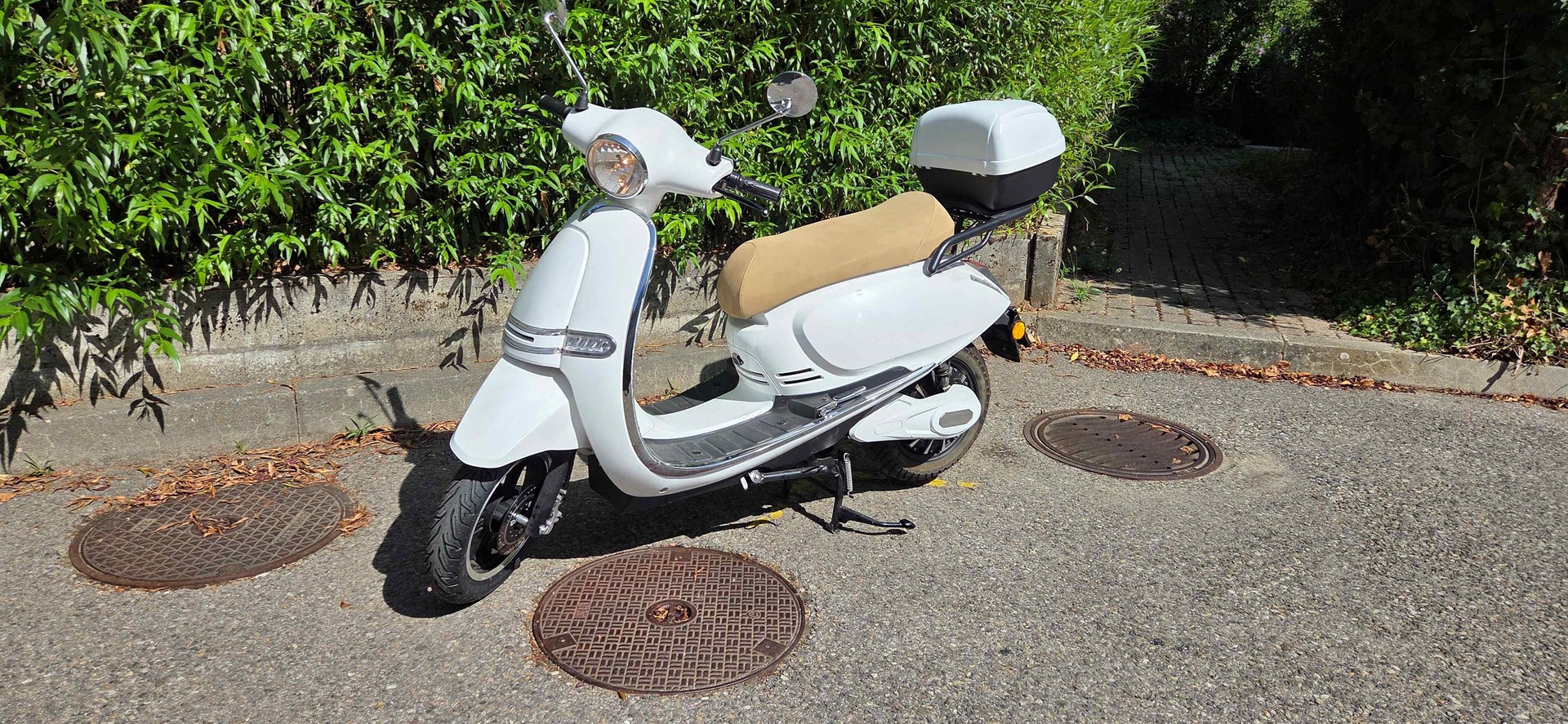 EFUN PUSA 90 Erider-image-0