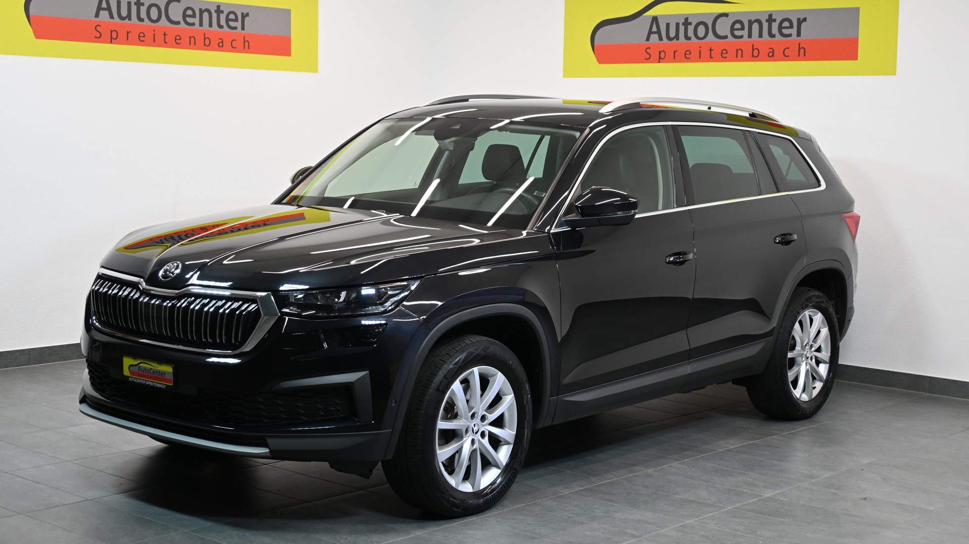 SKODA Kodiaq 2.0 TSI 4x4 Style 7-PLÄTZER-image-1