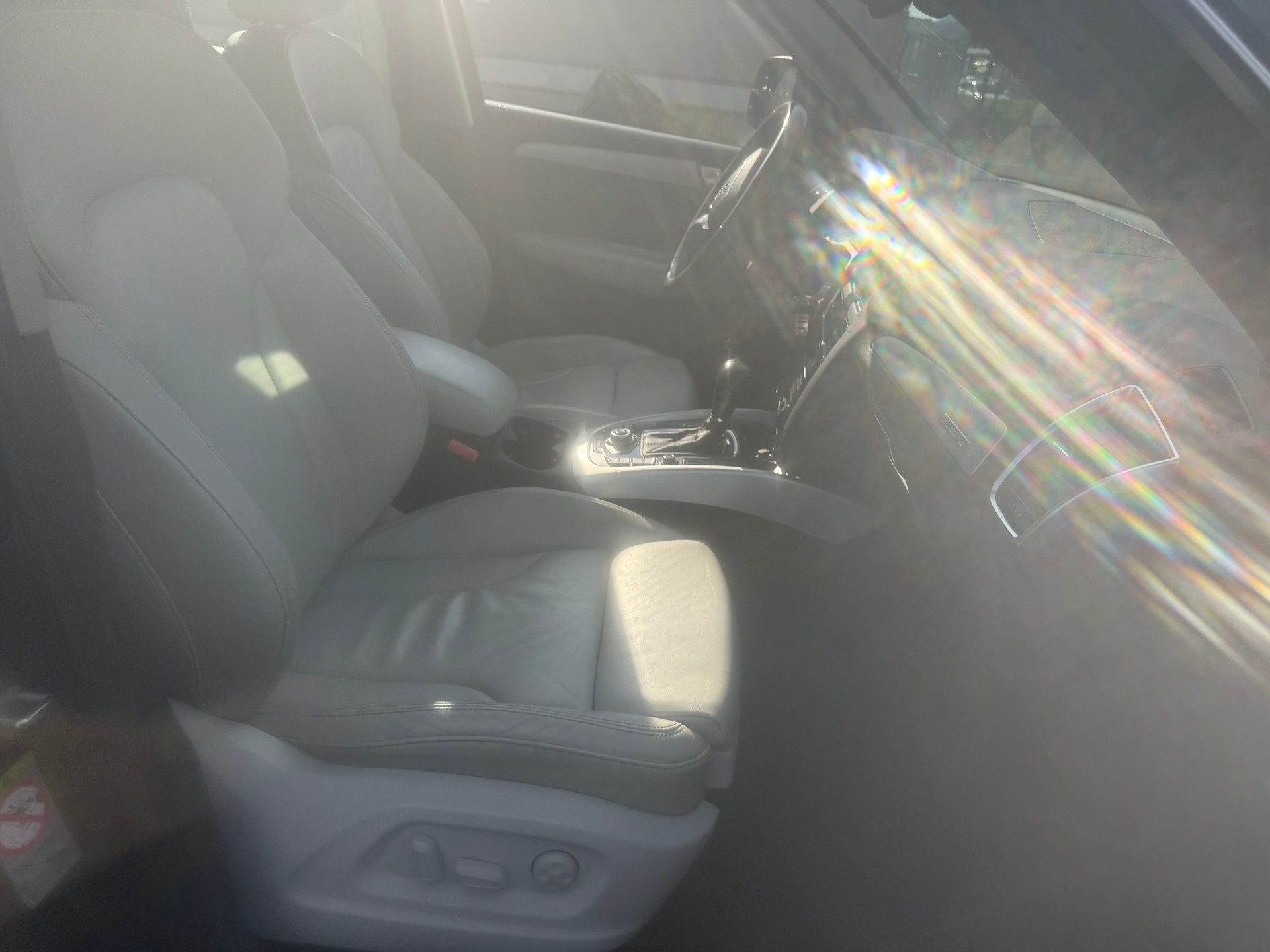 AUDI Q5 3.0 TDI quattro S-tronic-image-3