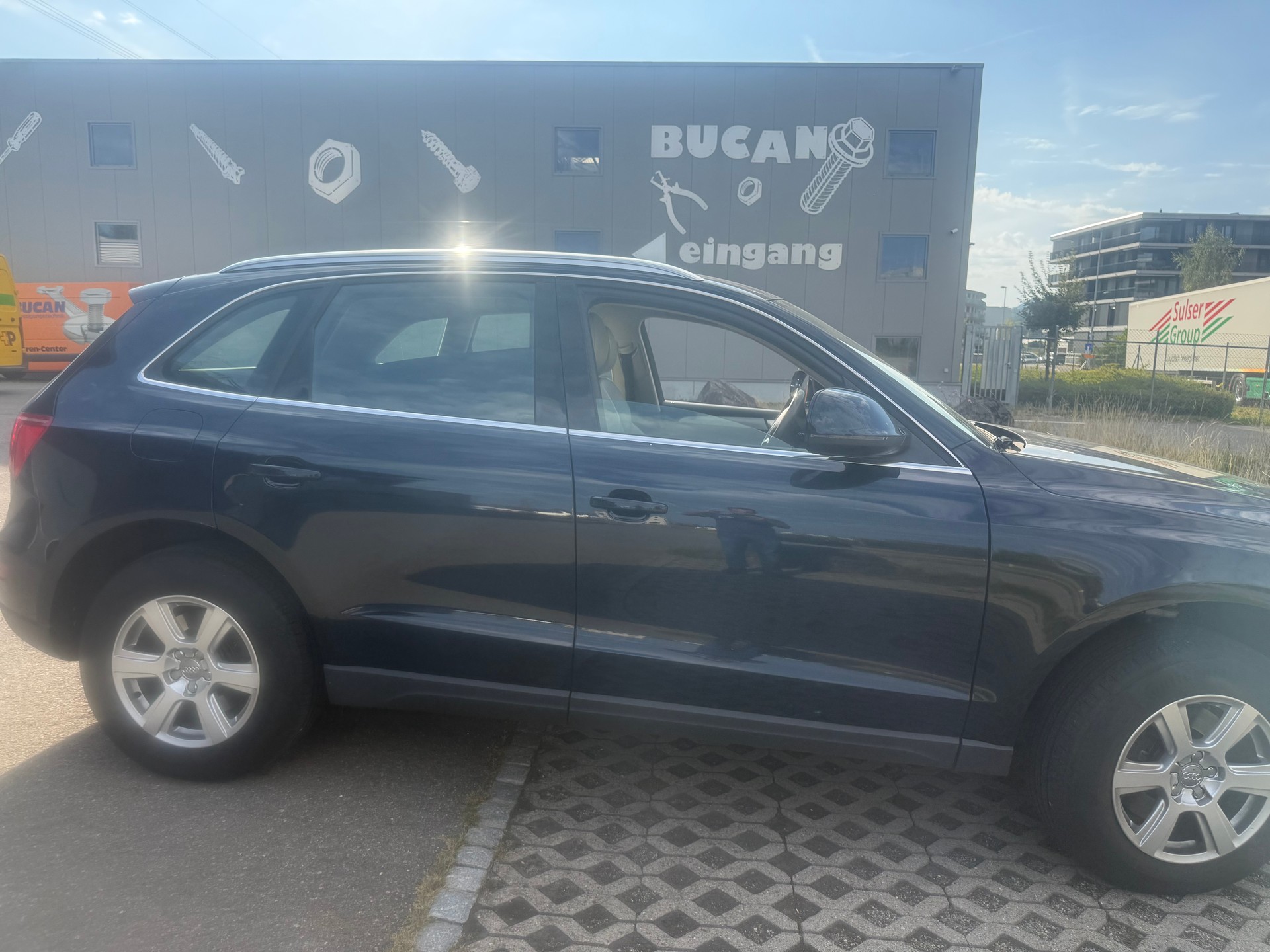 AUDI Q5 3.0 TDI quattro S-tronic-image-4