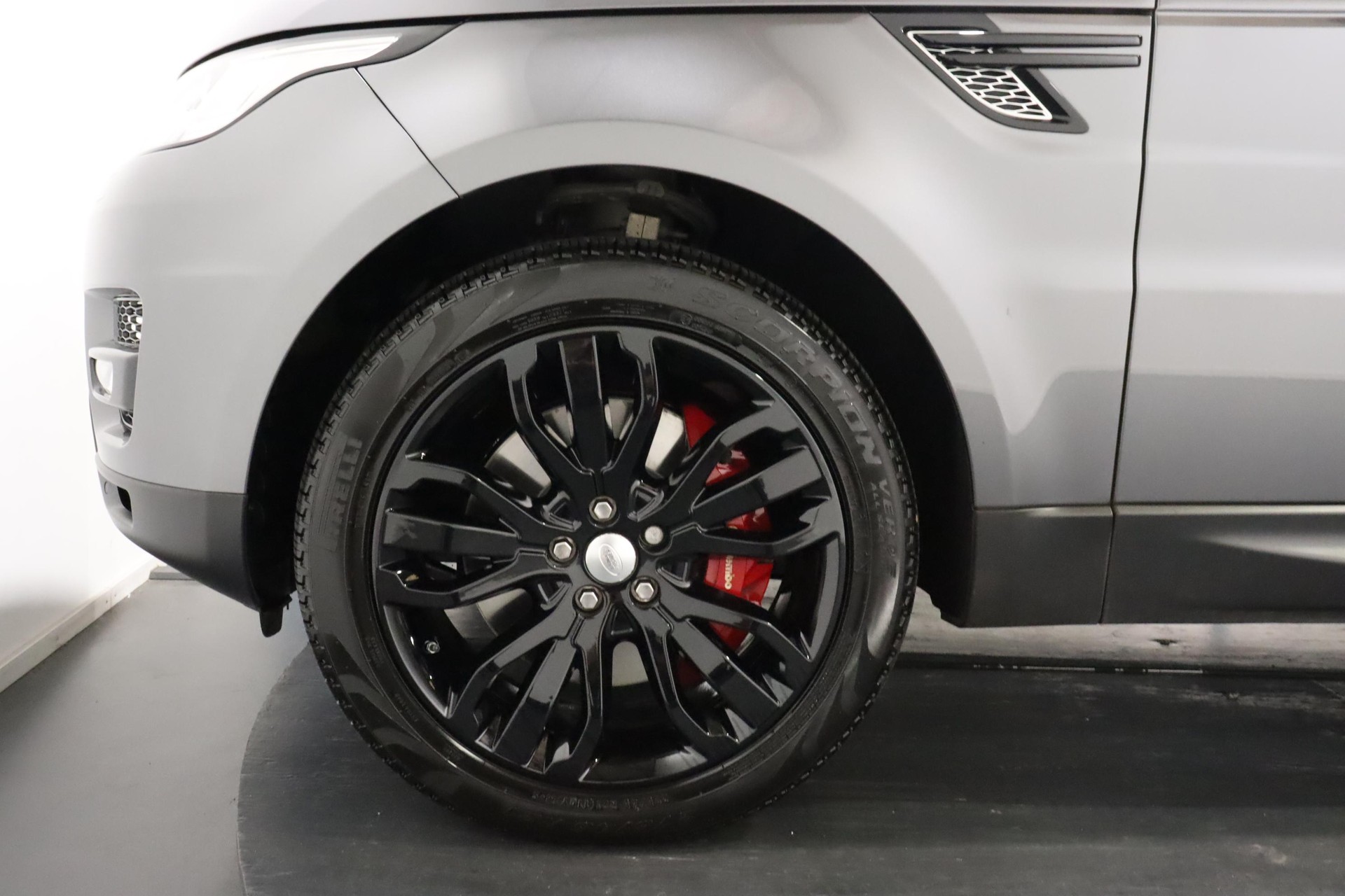 LAND ROVER Range Rover Sport 3.0 SDV6 HSE Dynamic-showroom-element-3