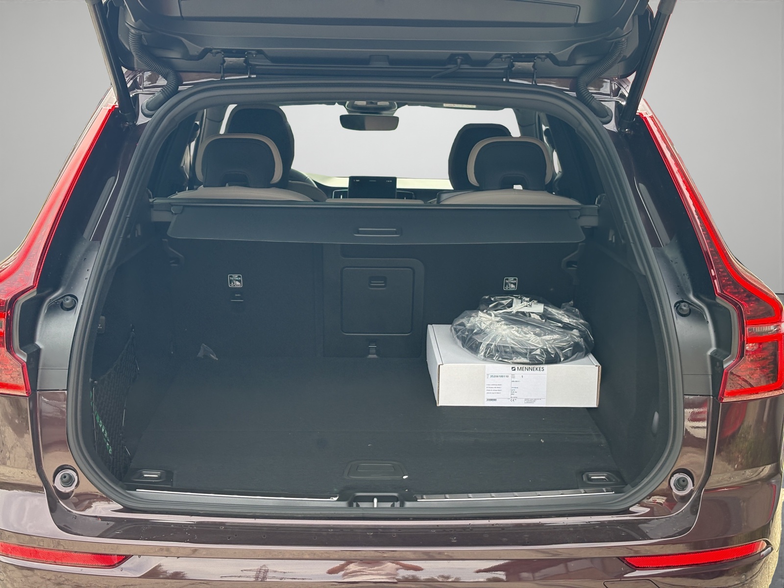 VOLVO XC60 T6 eAWD PluginHybrid Ultra Dark Geartronic-image-13