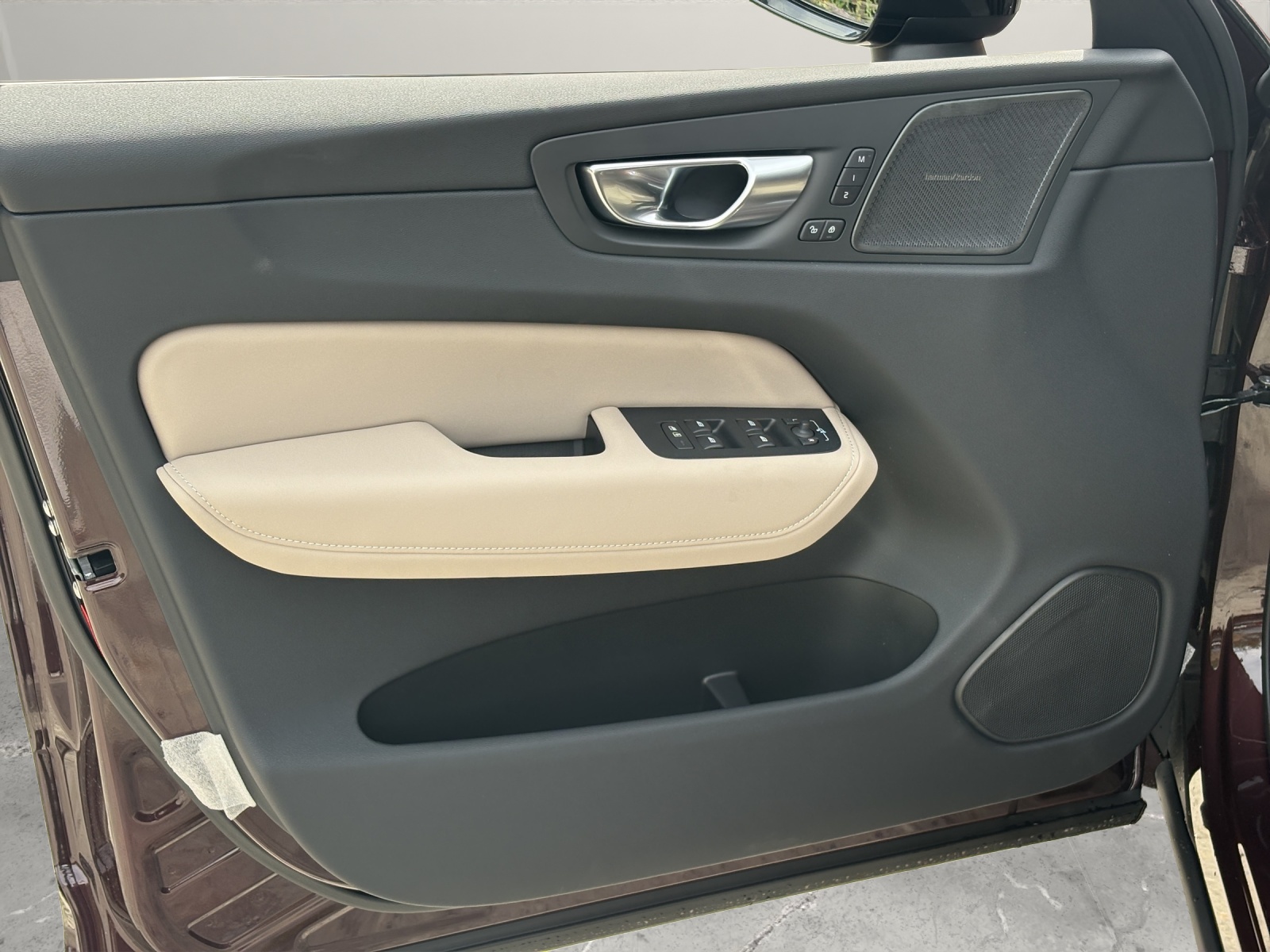 VOLVO XC60 T6 eAWD PluginHybrid Ultra Dark Geartronic-image-8