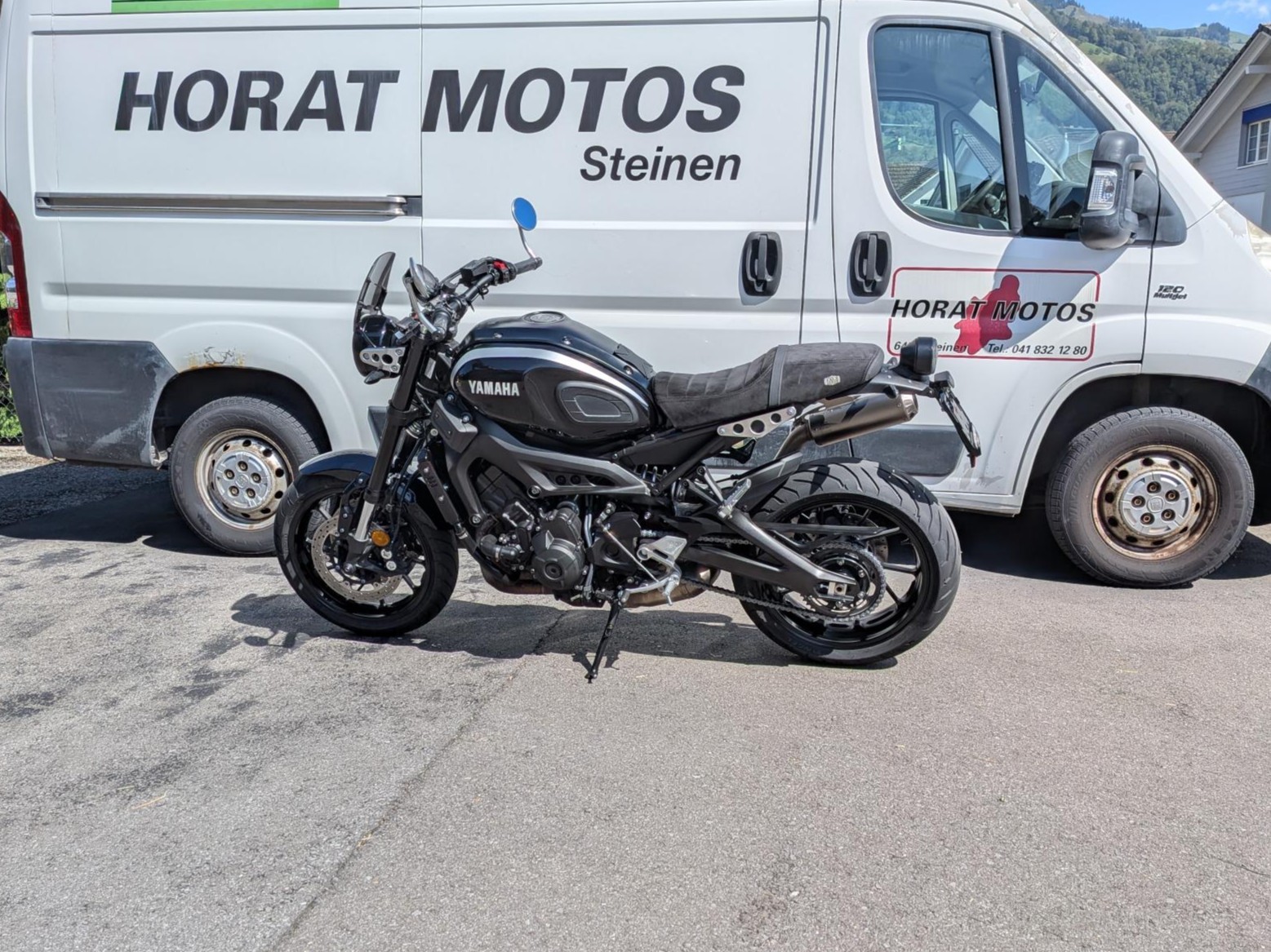 YAMAHA XSR 900-image-6