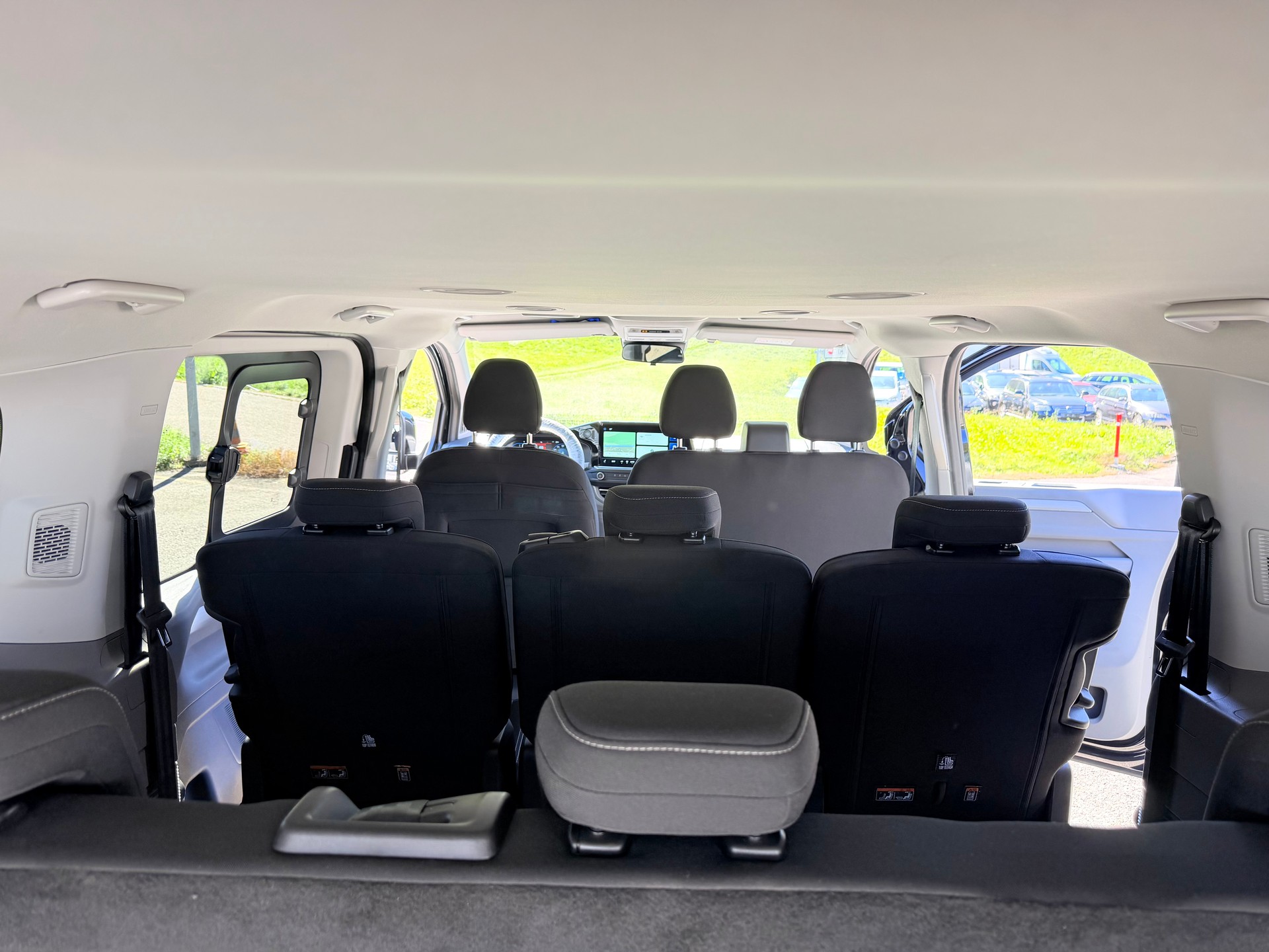 VW 4X4 "LANG CARAVELLE" 9 PLÄTZER. 2.0 TDI LWB 4 MOTION AUTOMAT. CH WAGEN 5 TÜRIG.-image-20