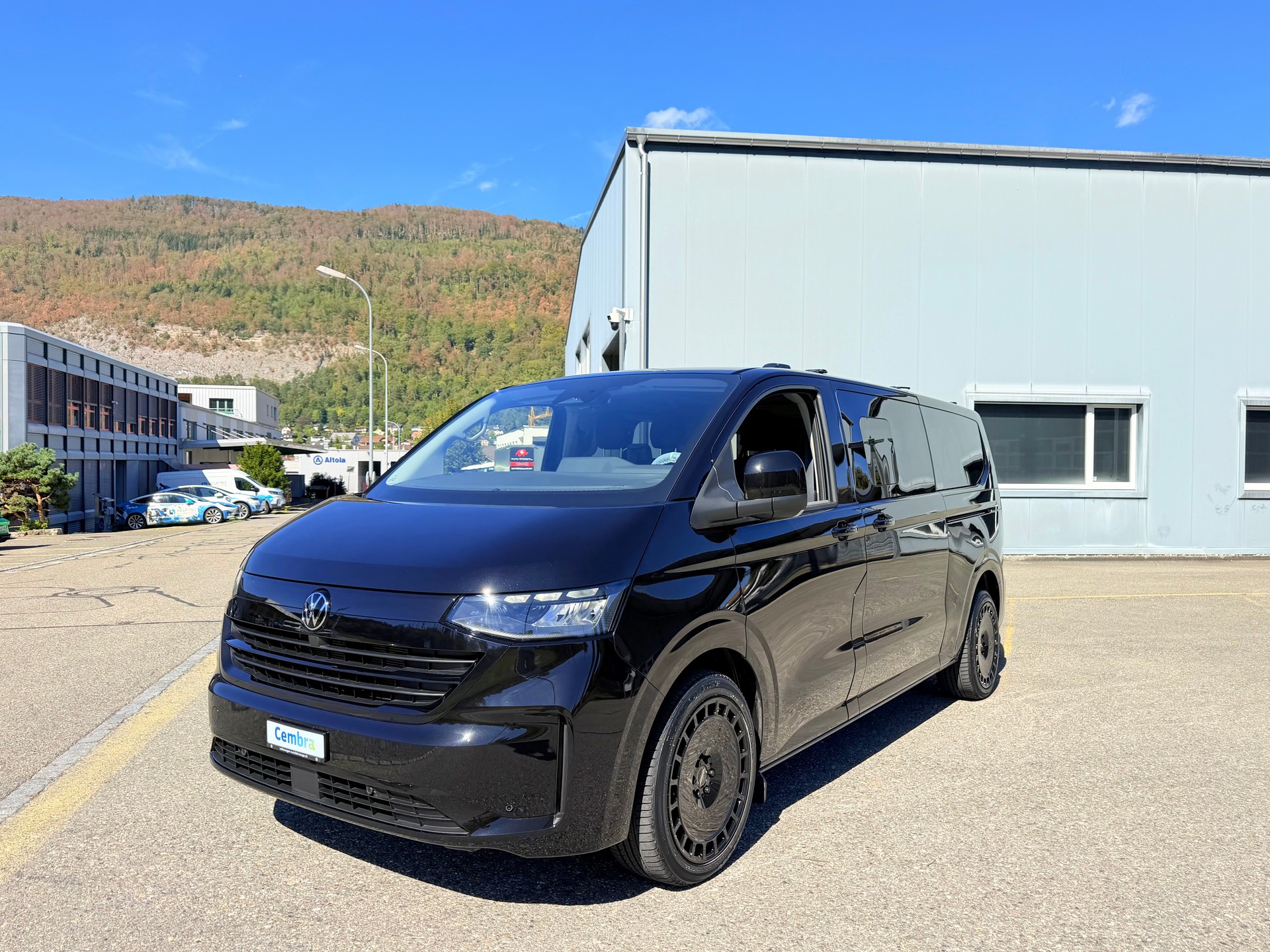 VW 4X4 "LANG CARAVELLE" 9 PLÄTZER. 2.0 TDI LWB 4 MOTION AUTOMAT. CH WAGEN 5 TÜRIG.-image-13