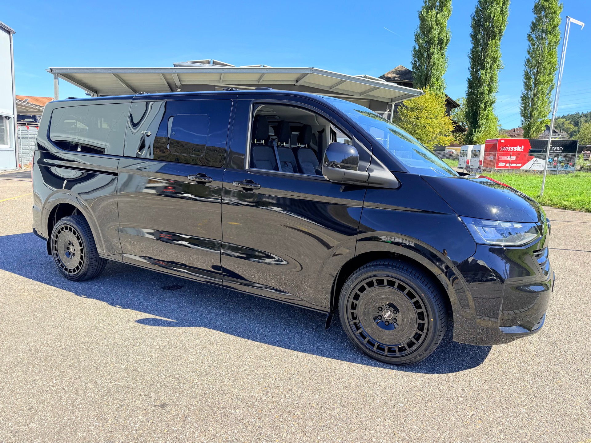 VW 4X4 "LANG CARAVELLE" 9 PLÄTZER. 2.0 TDI LWB 4 MOTION AUTOMAT. CH WAGEN 5 TÜRIG.-image-15