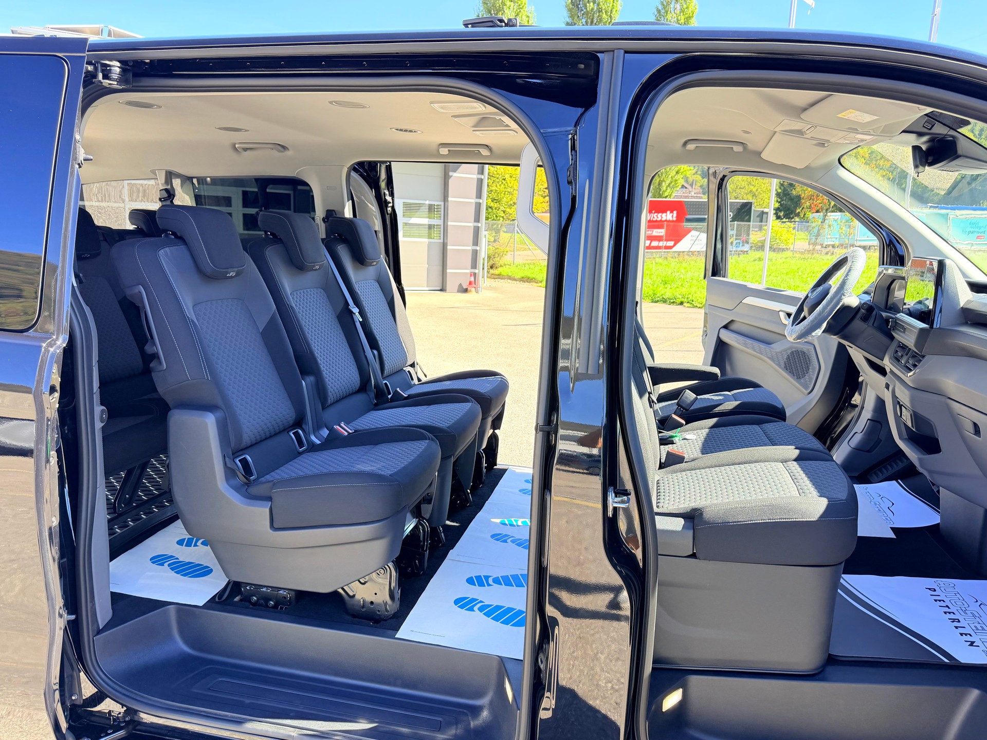 VW 4X4 "LANG CARAVELLE" 9 PLÄTZER. 2.0 TDI LWB 4 MOTION AUTOMAT. CH WAGEN 5 TÜRIG.-image-5