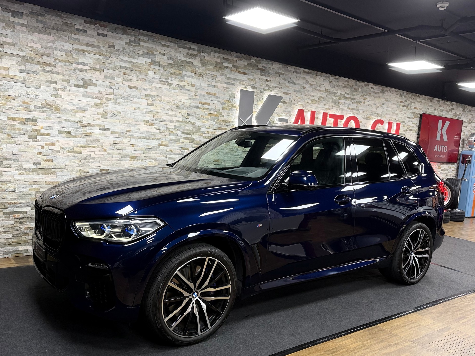 BMW X5 xDrive 48V 40d M Sport Steptronic-showroom-element-1