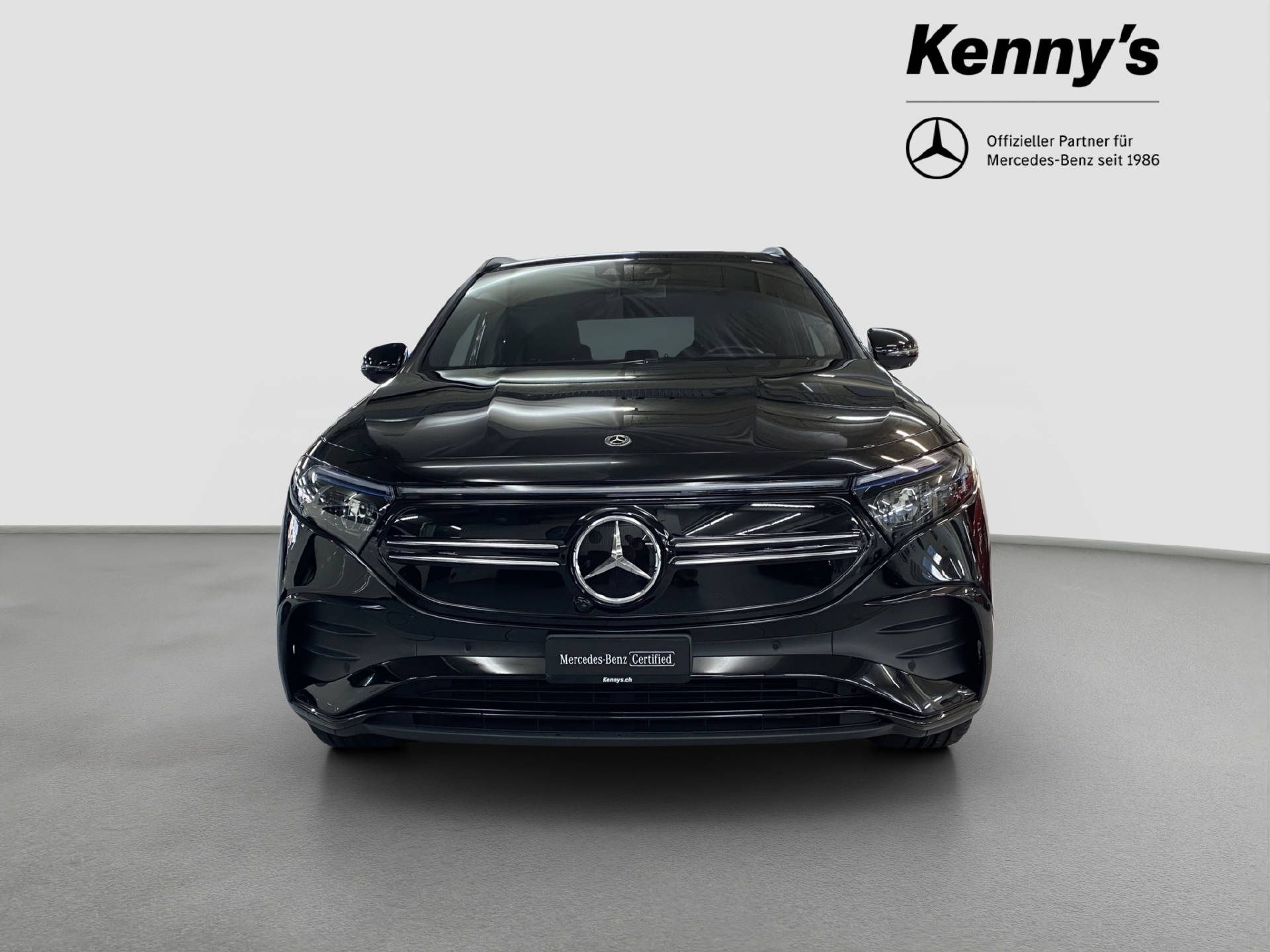 MERCEDES-BENZ EQA 350 AMG Line 4MATIC-showroom-element-2
