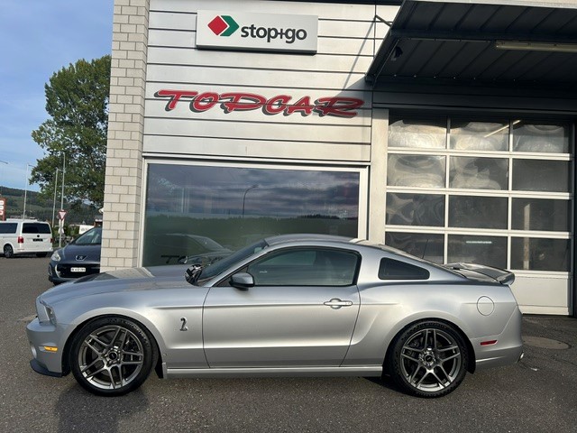 FORD Shelby GT 500