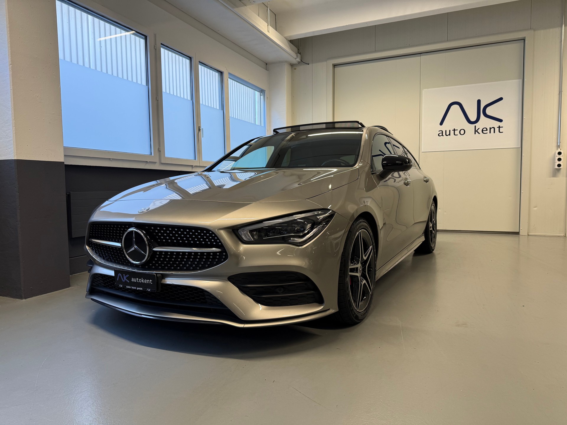 MERCEDES-BENZ CLA Shooting Brake 250 4Matic 7G-DCT AMG Line
