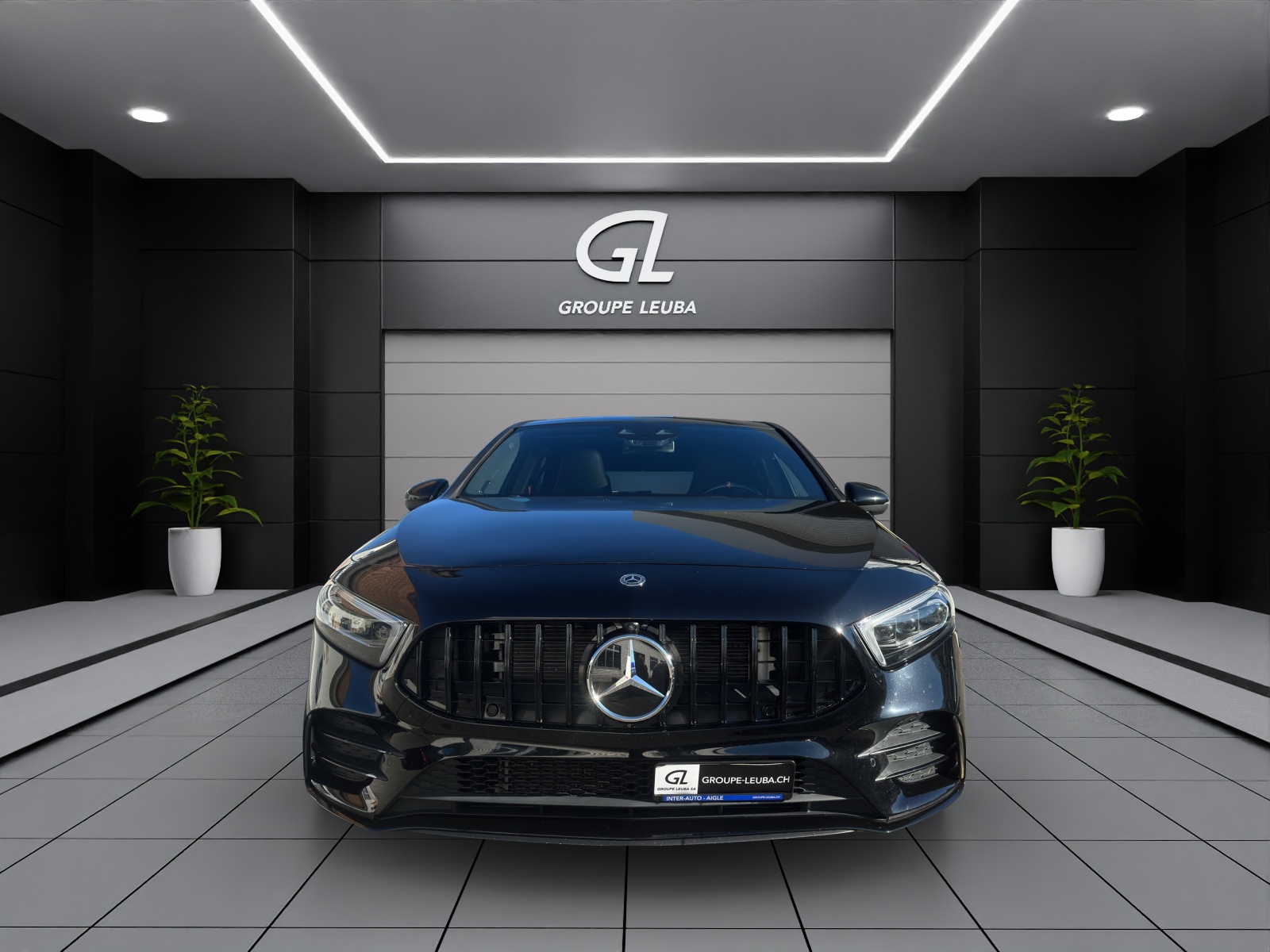 MERCEDES-BENZ A 35 AMG 4Matic-showroom-element-1