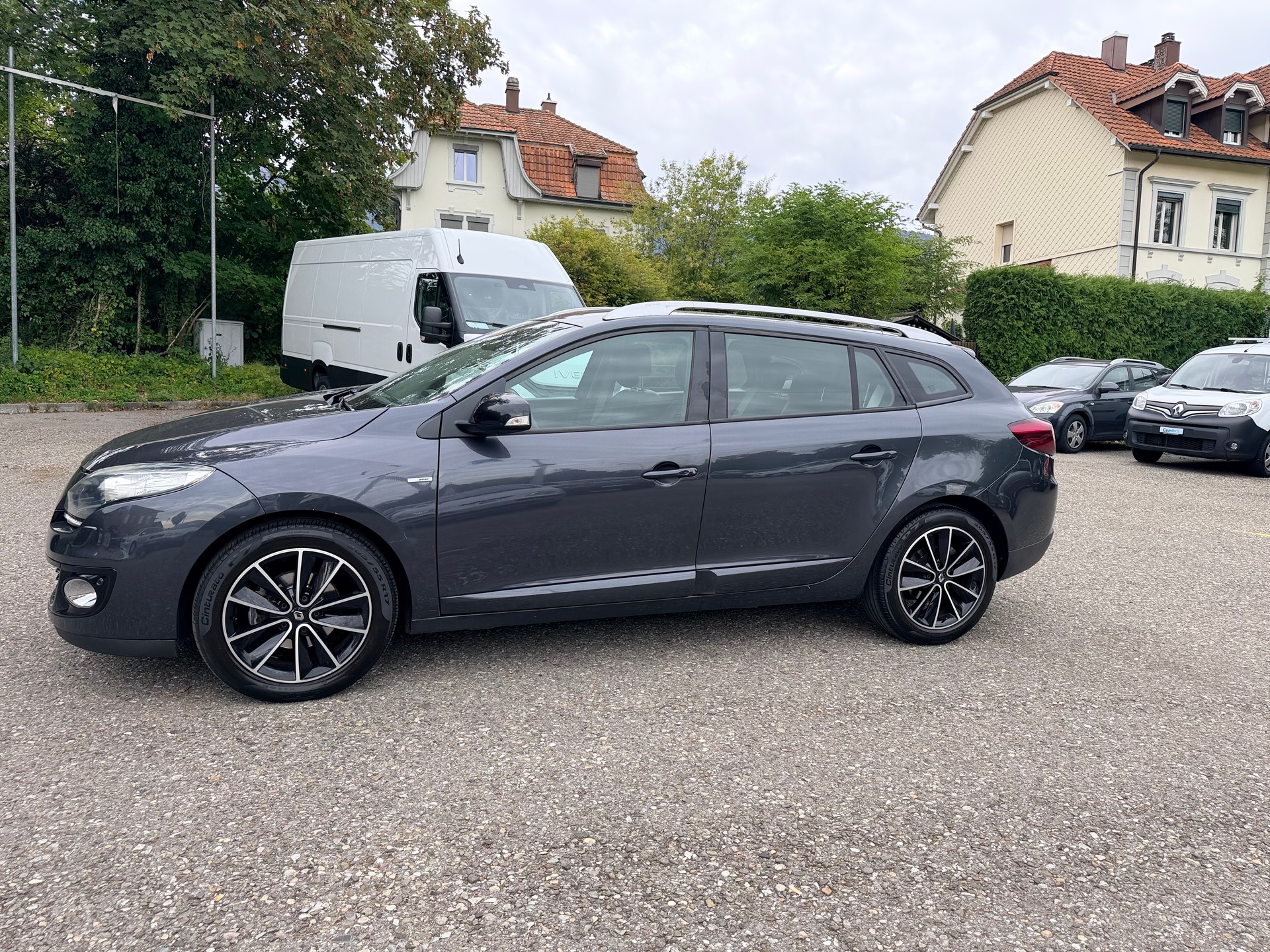 RENAULT Mégane Grandtour 1.5 dCi Dynamique EDC-showroom-element-2