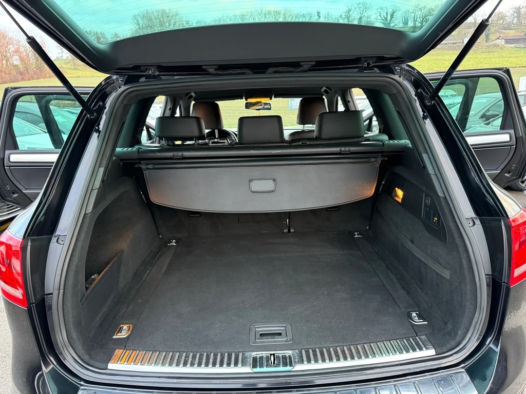 VW Touareg 3.0 TDI BlueMotion Technology Tiptronic-image-15